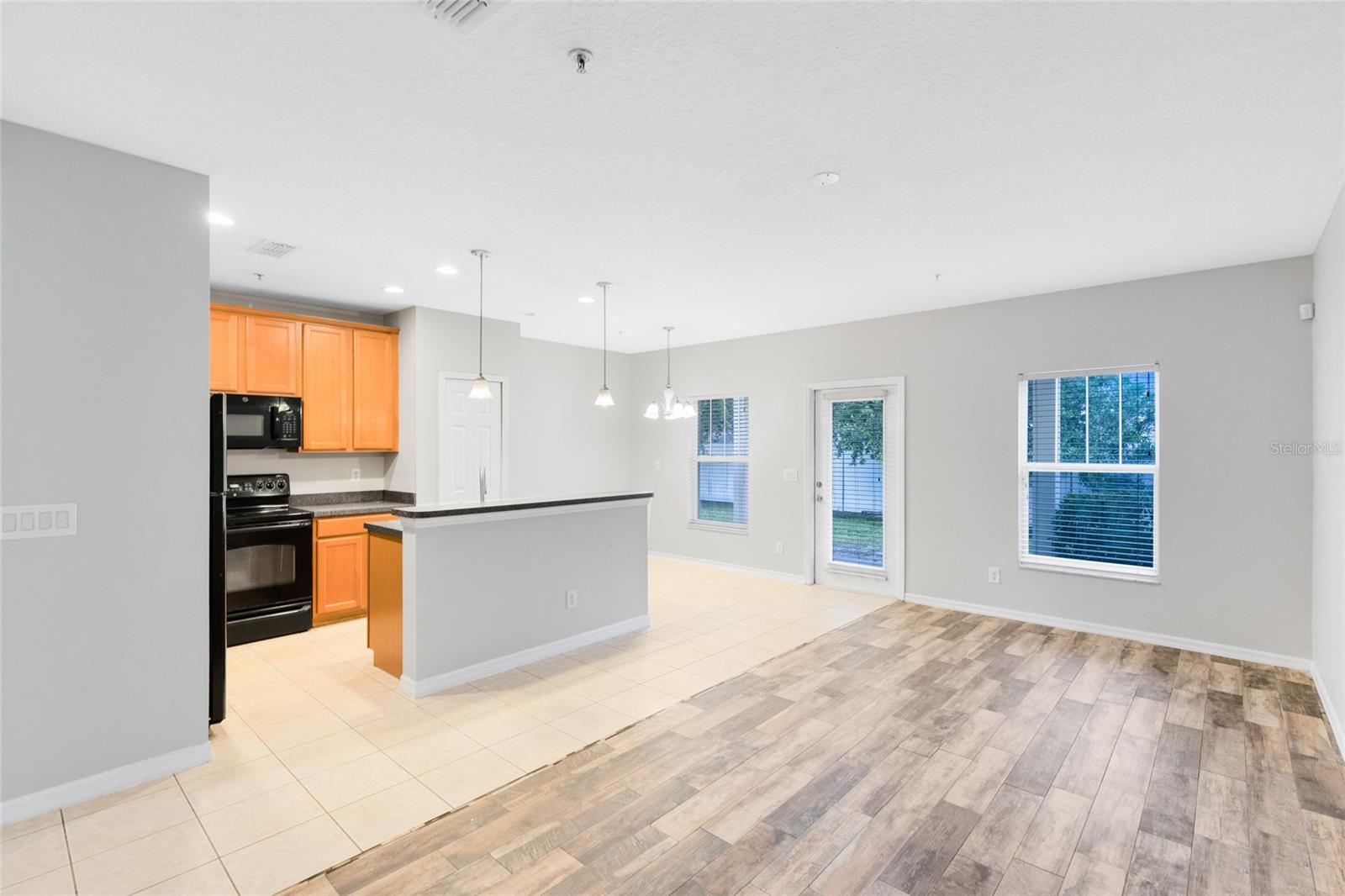 Image 7 of 25 For 2064 Cypress Bay Boulevard