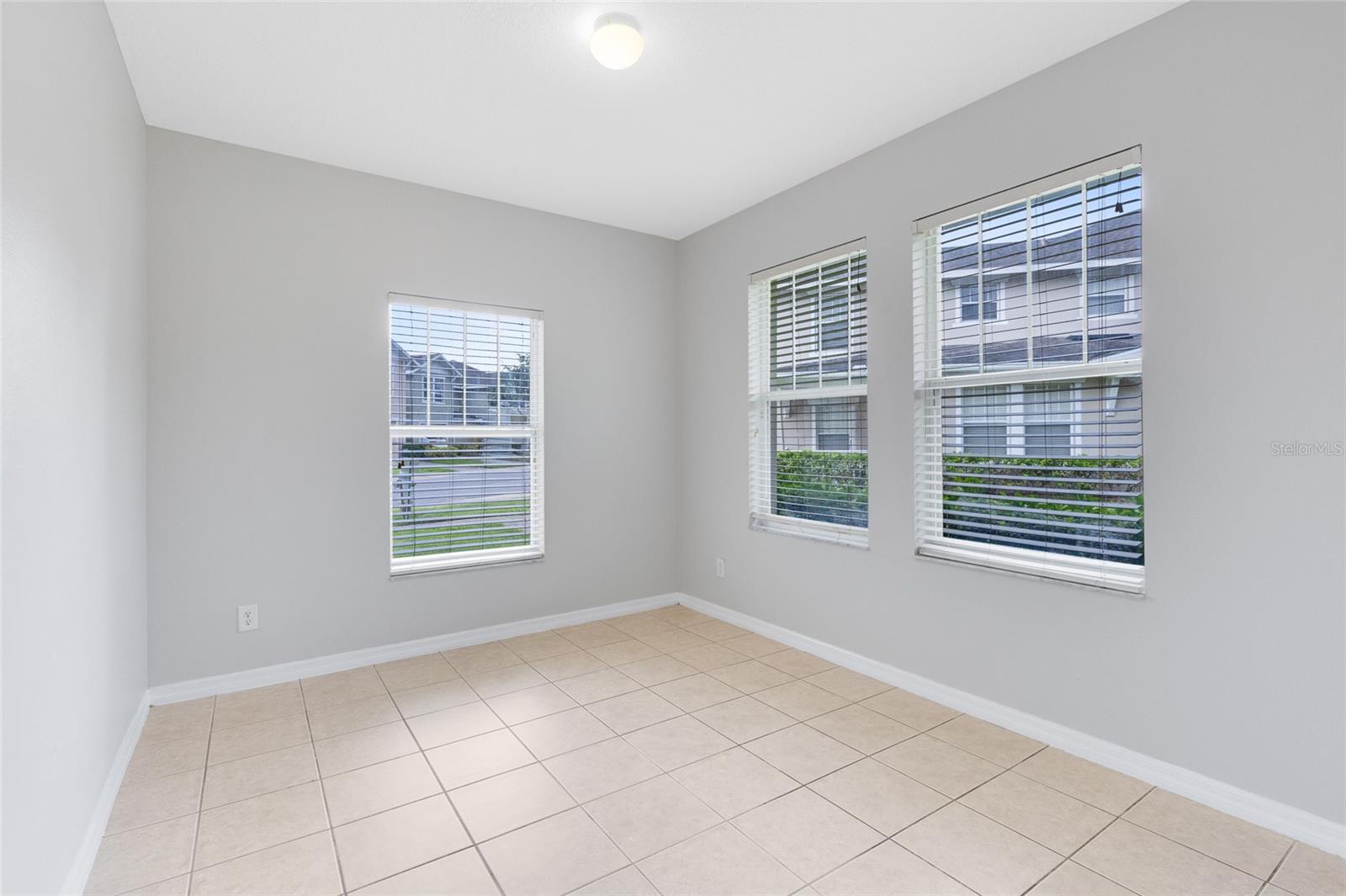 Image 9 of 25 For 2064 Cypress Bay Boulevard