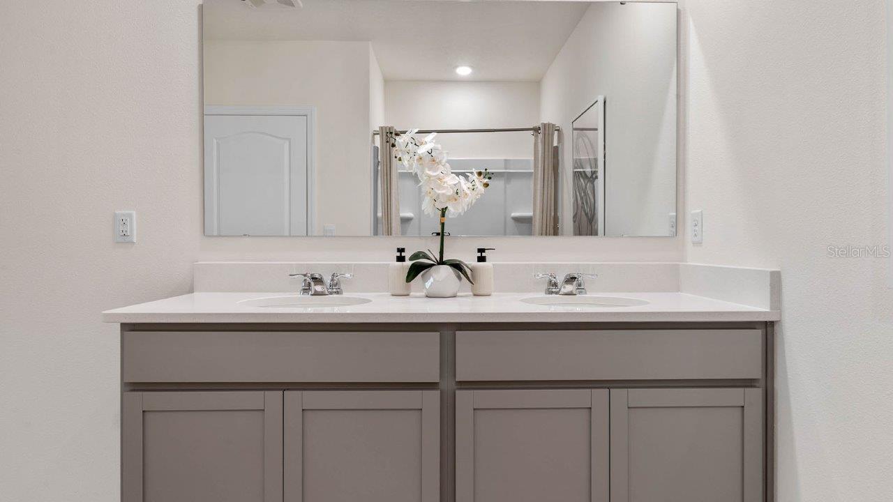 Image 30 of 38 For 4590 Boxwood Way
