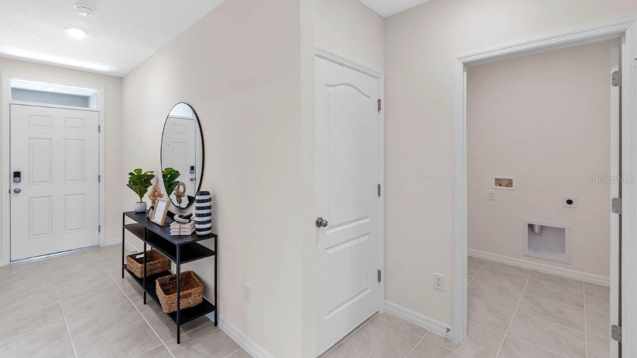 Image 6 of 38 For 4590 Boxwood Way