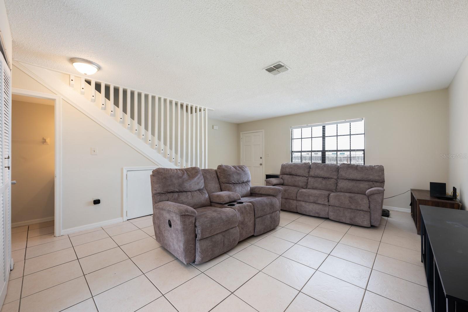 Image 2 of 16 For 1300 Arlington Lane Ne 111