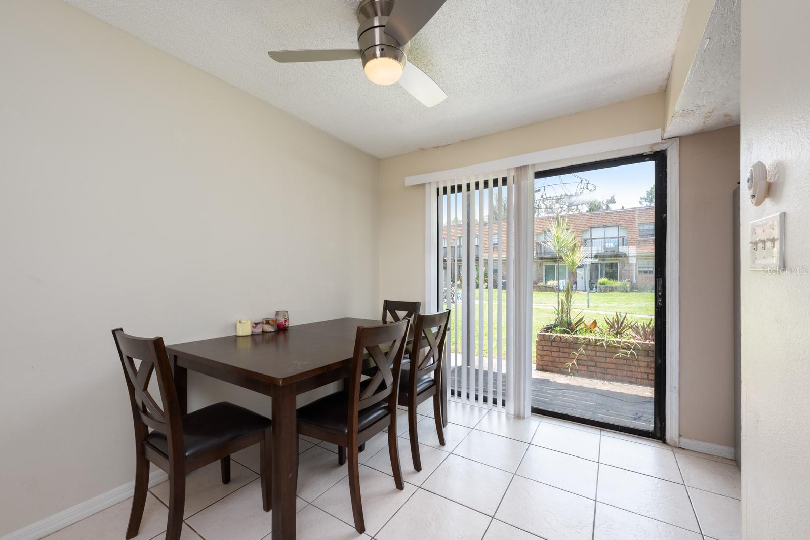 Image 4 of 16 For 1300 Arlington Lane Ne 111