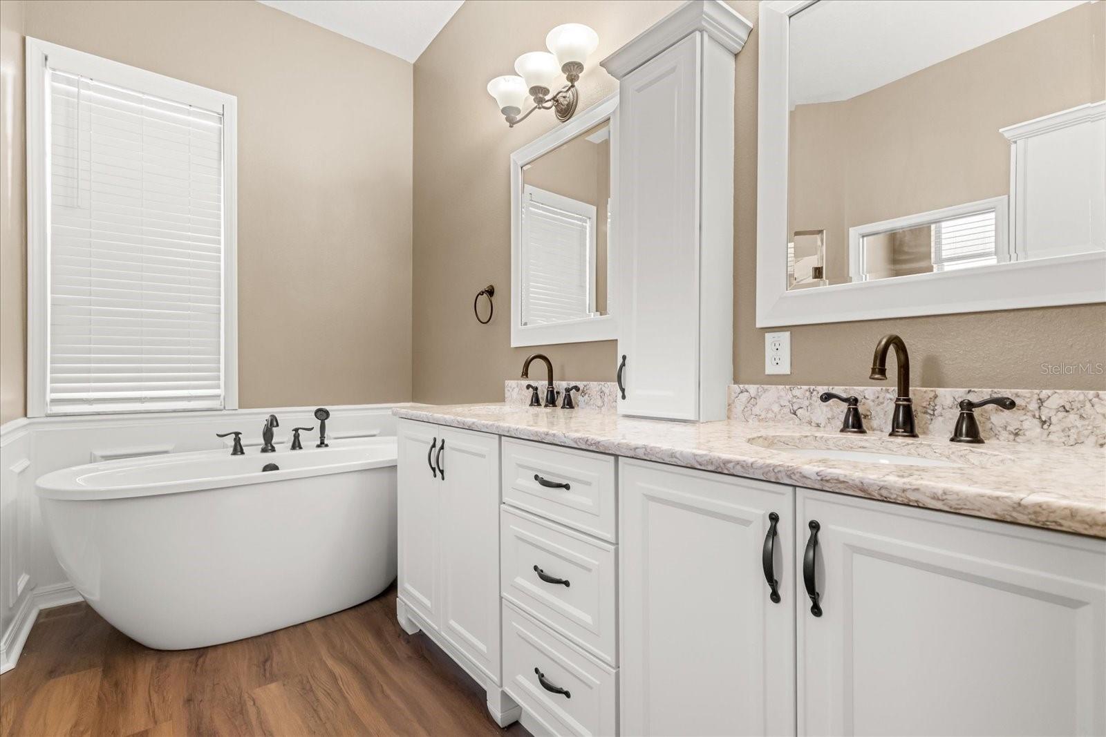 Image 6 of 29 For 23109 Emerson Way