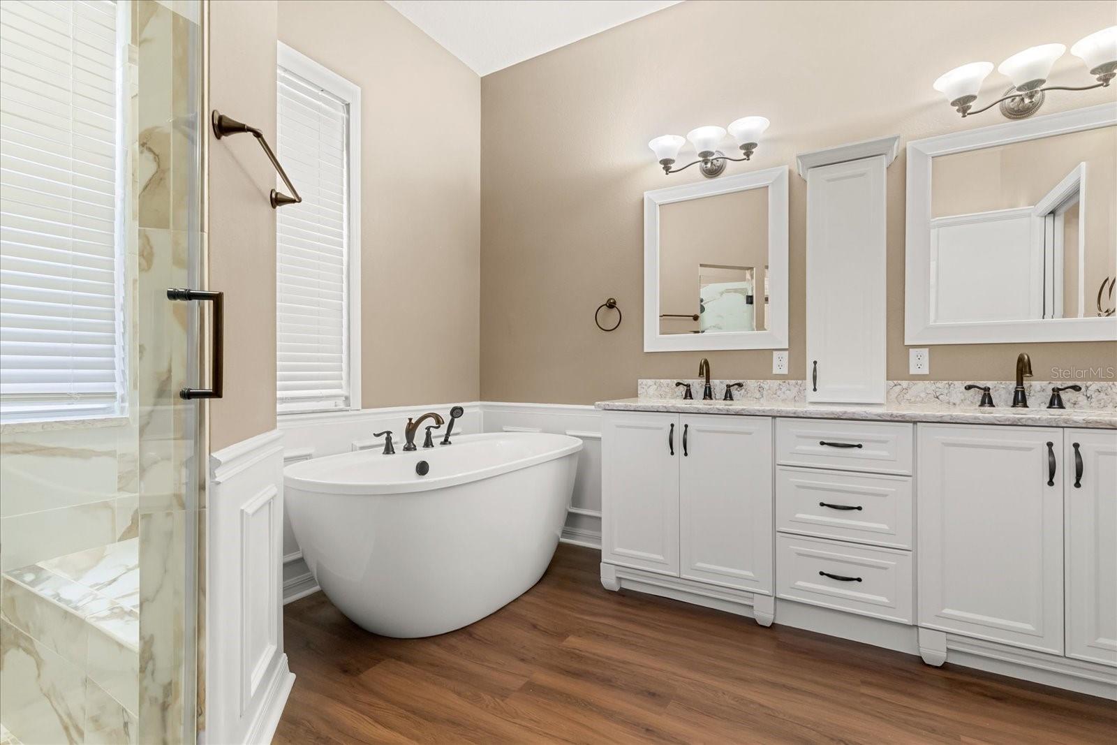 Image 9 of 29 For 23109 Emerson Way