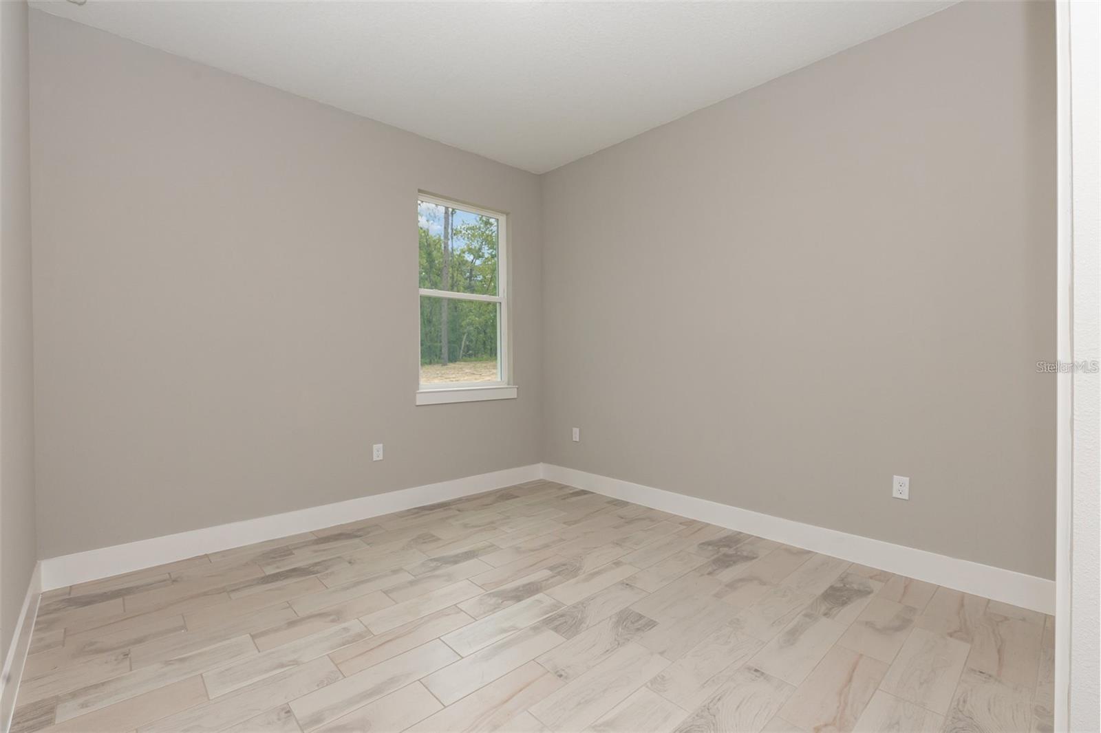 Image 11 of 14 For 12639 78th Place