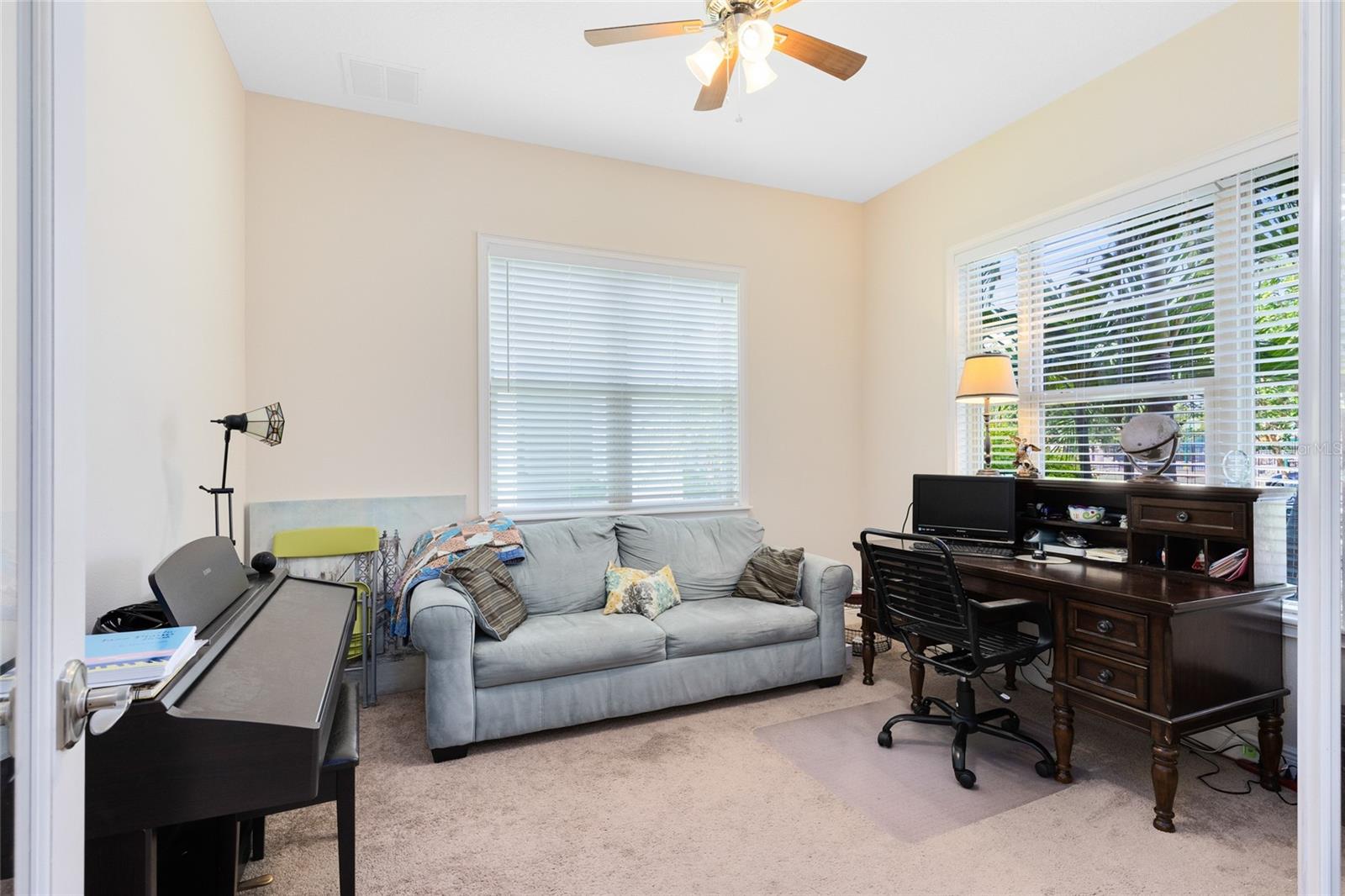 Image 13 of 44 For 9978 Mere Parkway