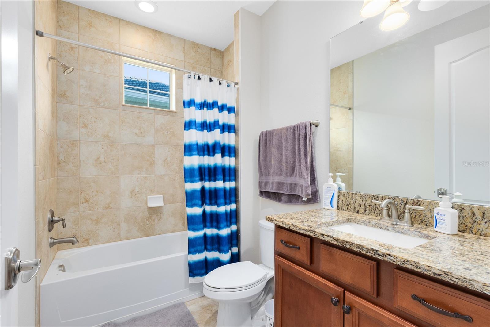 Image 22 of 44 For 9978 Mere Parkway