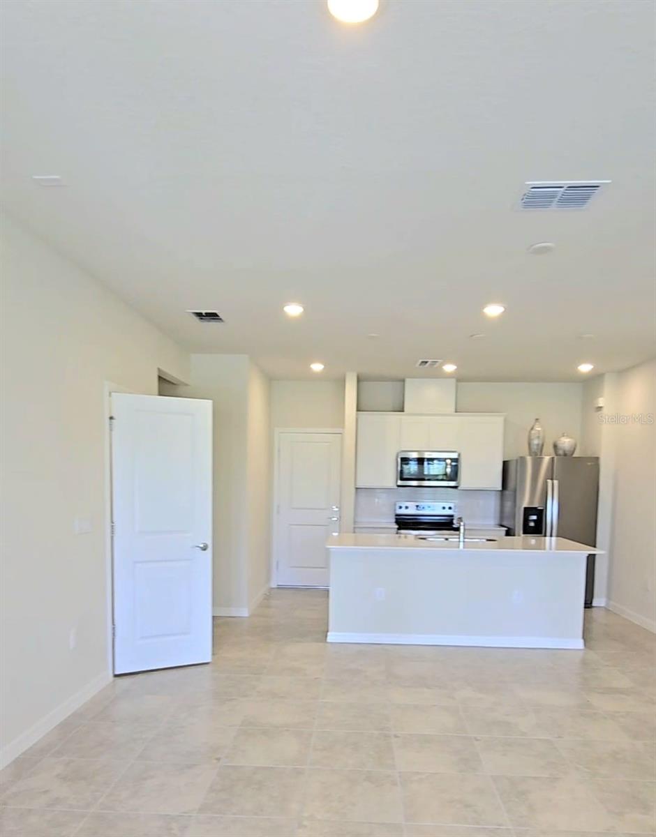 Image 3 of 21 For 6358 Tabebuia Parkway