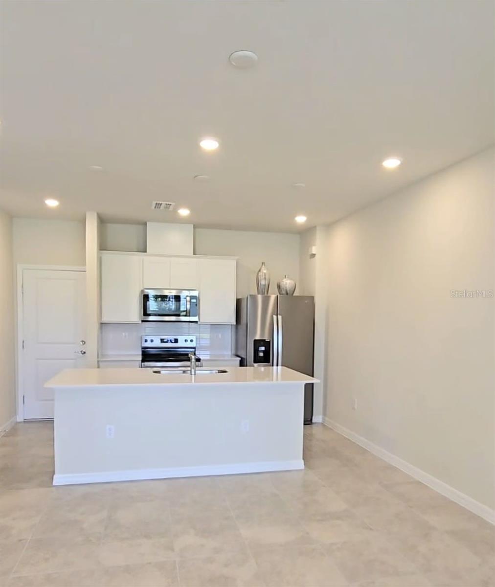 Image 4 of 21 For 6358 Tabebuia Parkway
