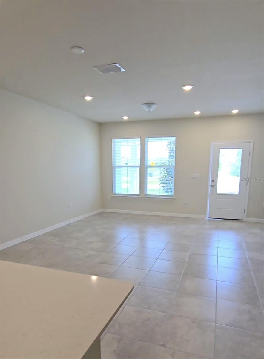 Image 7 of 21 For 6358 Tabebuia Parkway