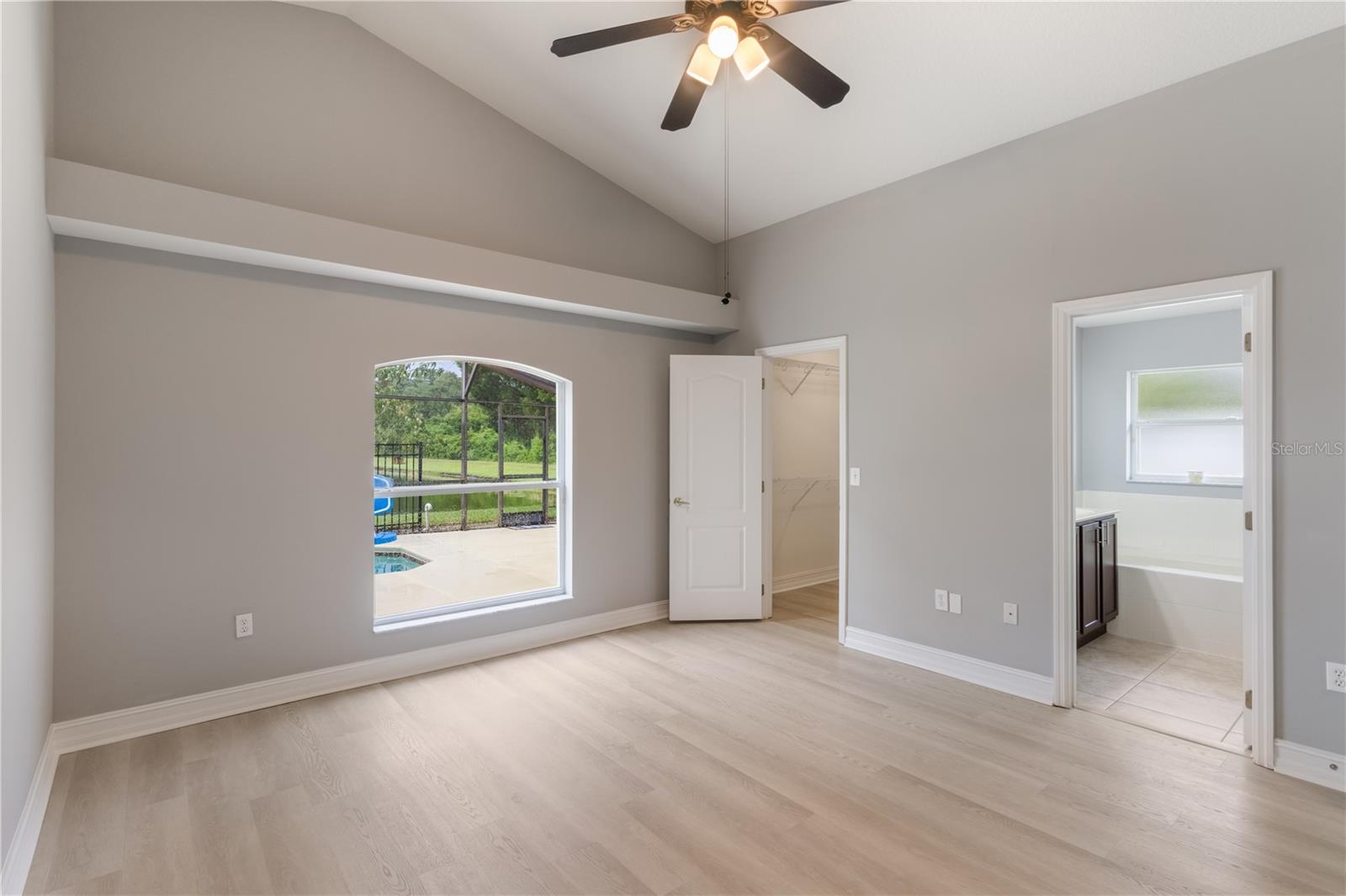 Image 32 of 54 For 2360 Brewerton Lane