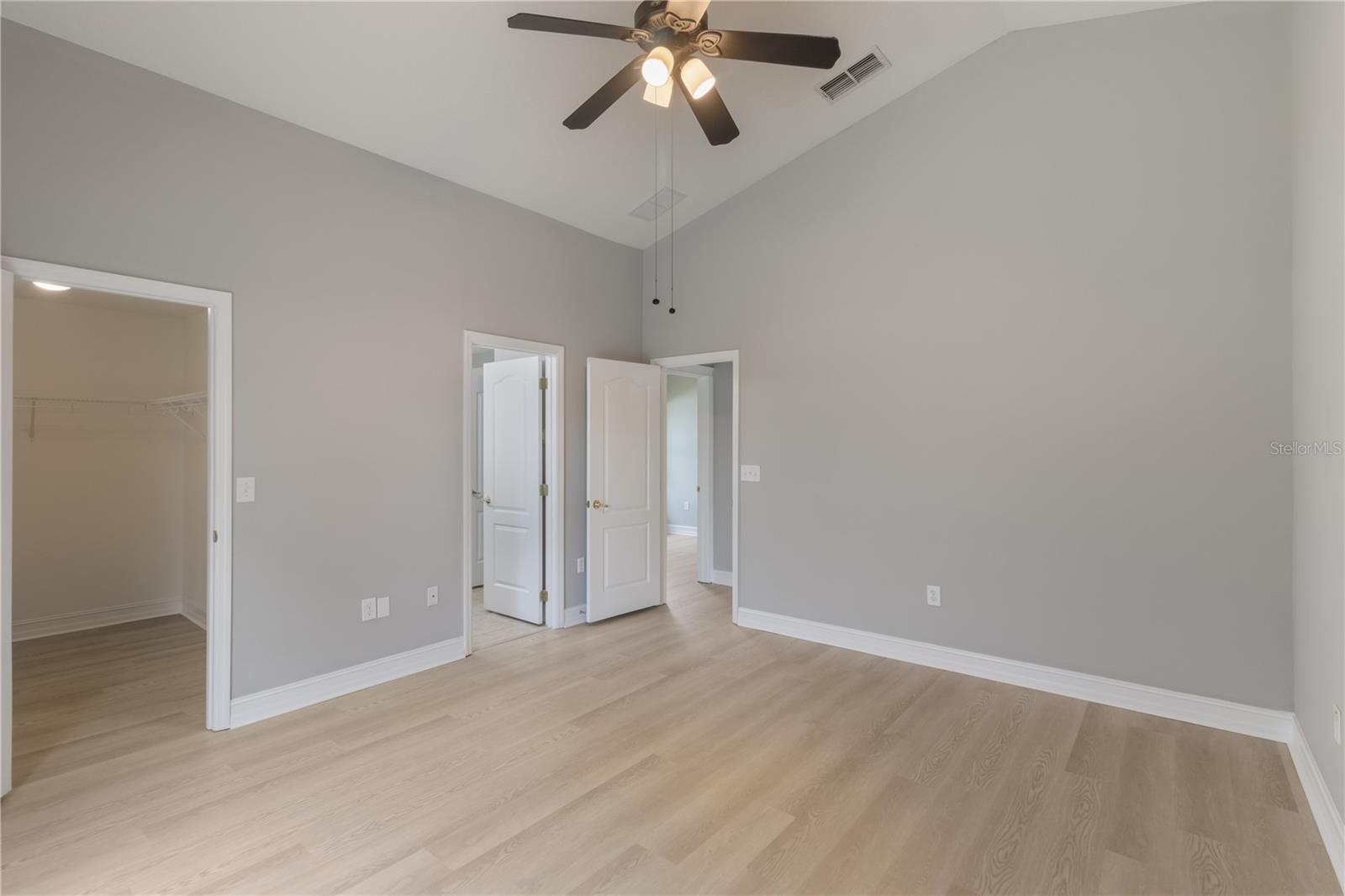Image 33 of 54 For 2360 Brewerton Lane