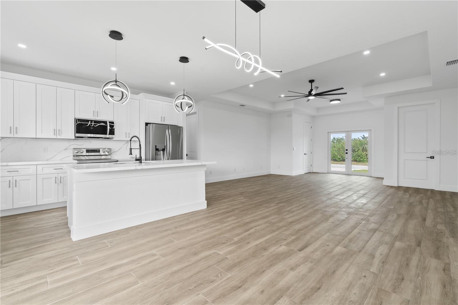Image 13 of 33 For 10071 Kingsville Drive