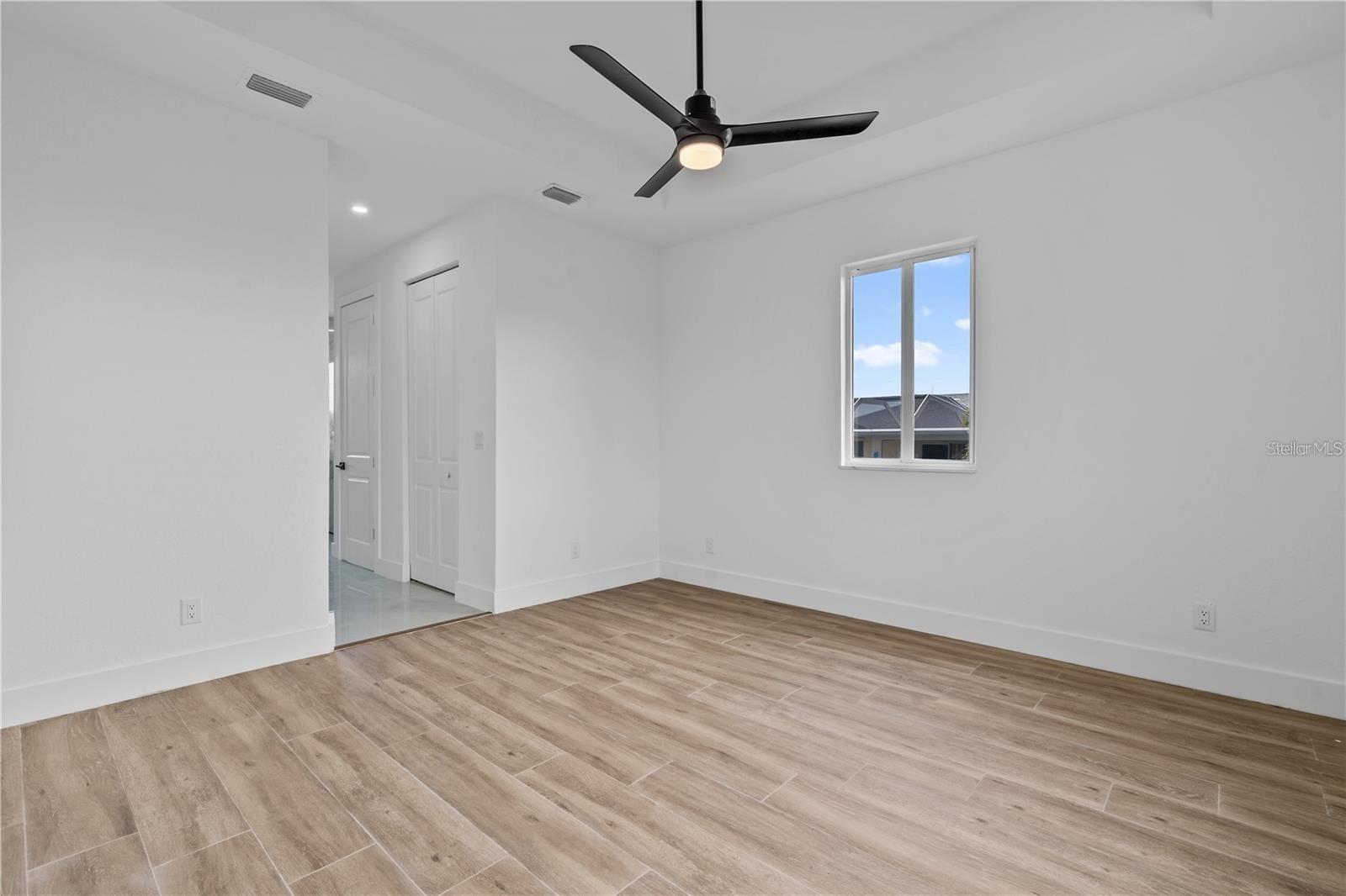 Image 20 of 33 For 10071 Kingsville Drive