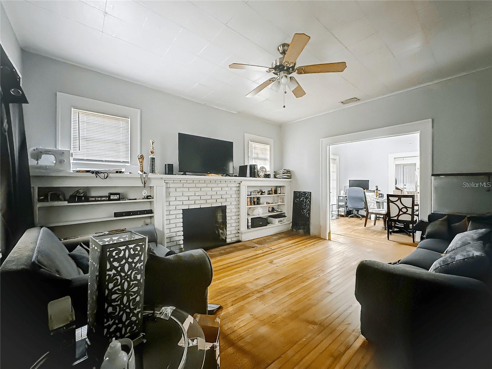 Image 2 of 8 For 141 22nd Street