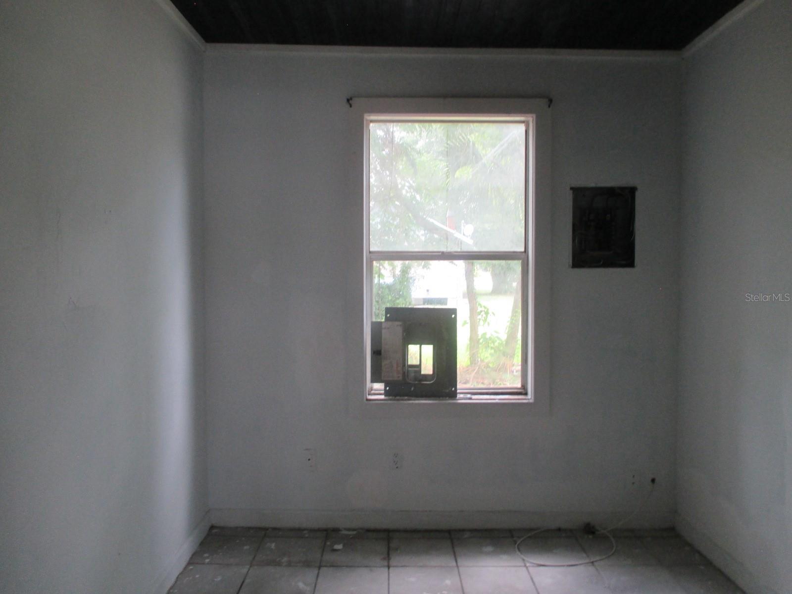 Image 15 of 18 For 2112 Lee Street