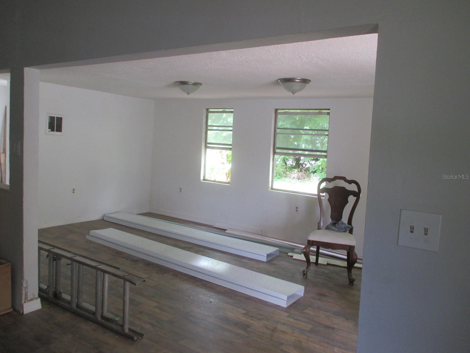 Image 6 of 18 For 2112 Lee Street