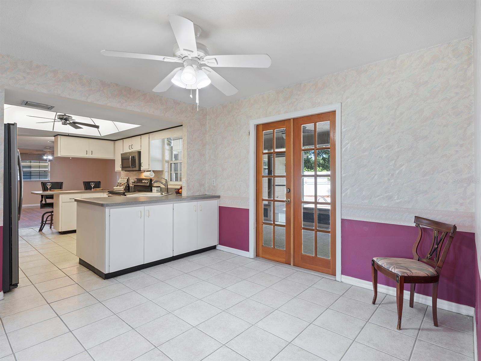 Image 11 of 28 For 2151 Conifer Avenue