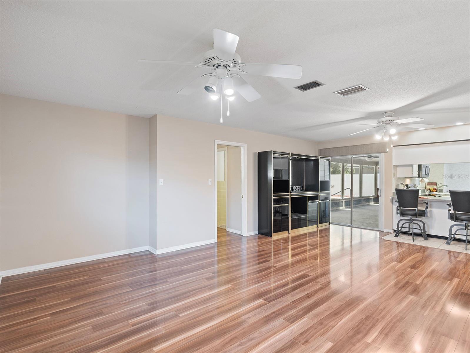 Image 13 of 28 For 2151 Conifer Avenue