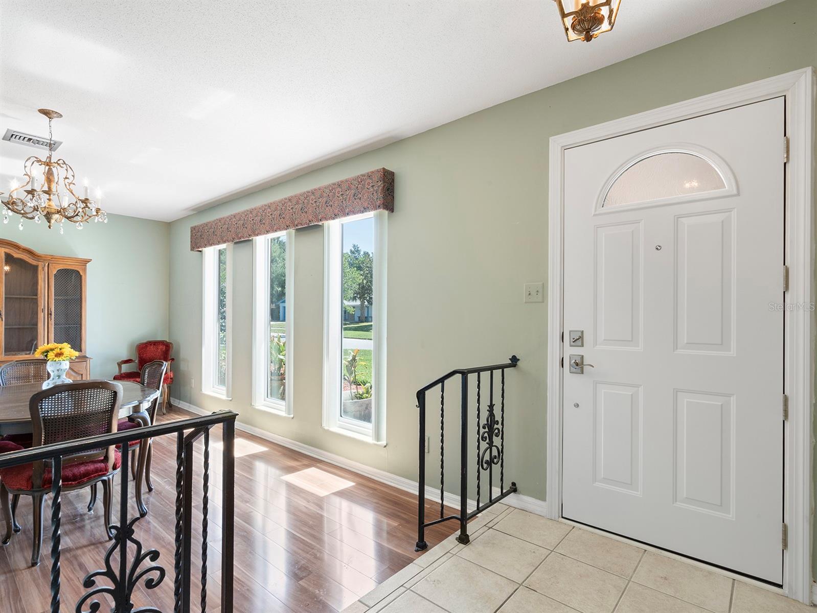 Image 4 of 28 For 2151 Conifer Avenue