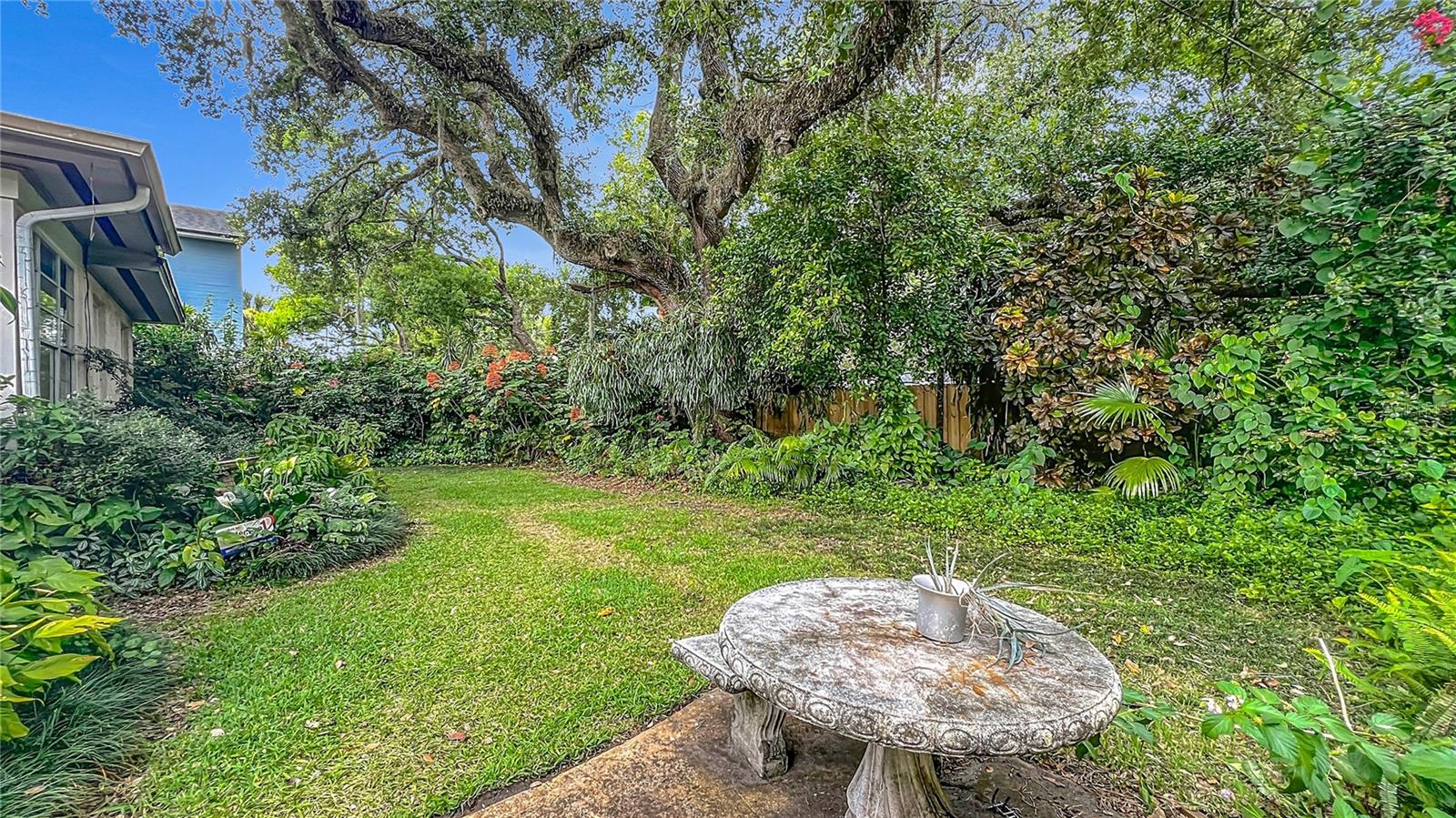 Image 62 of 71 For 1606 Orangewood Avenue