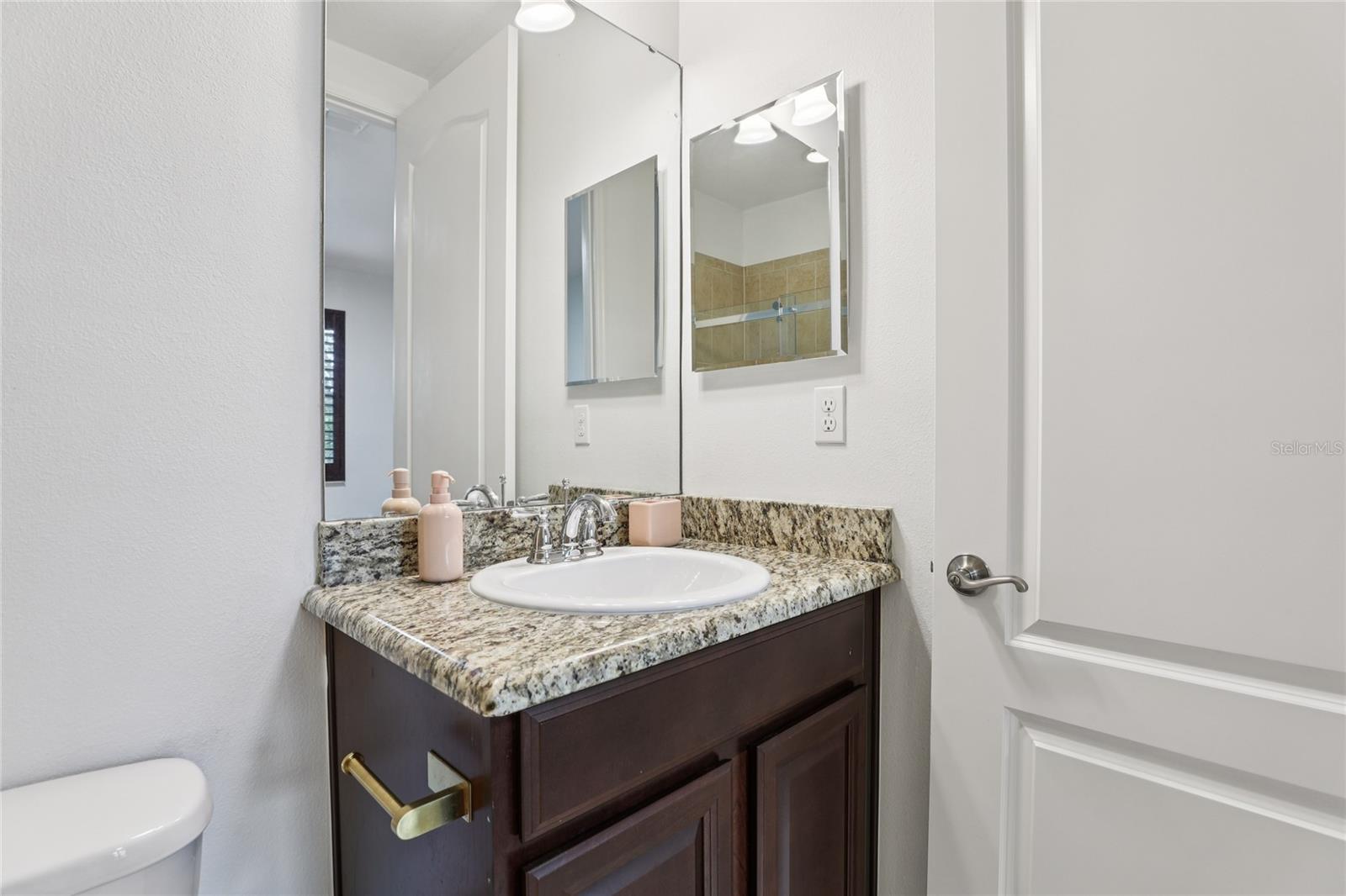 Image 26 of 51 For 10423 Belfry Circle