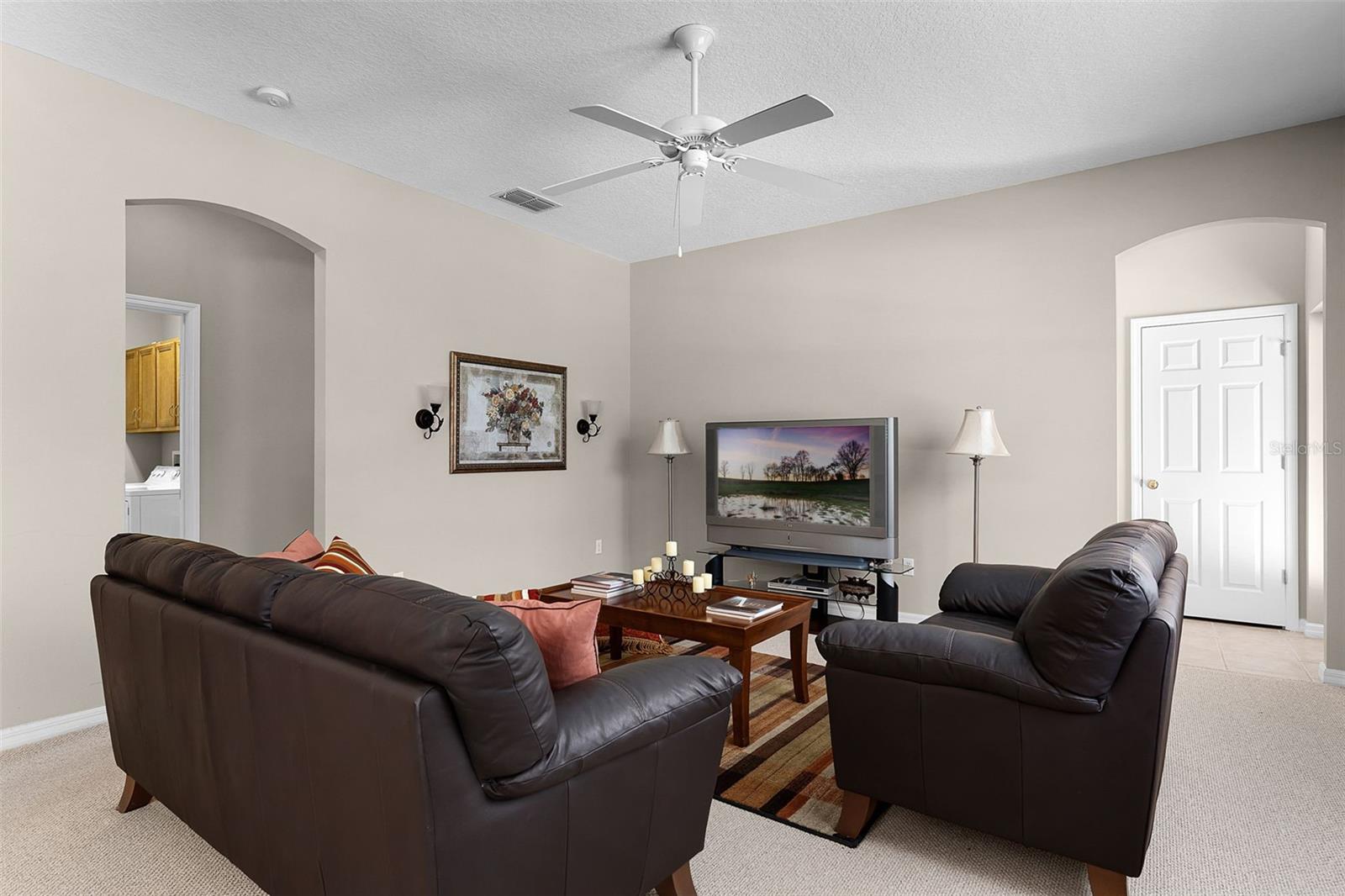 Image 16 of 34 For 9631 Renwick Court