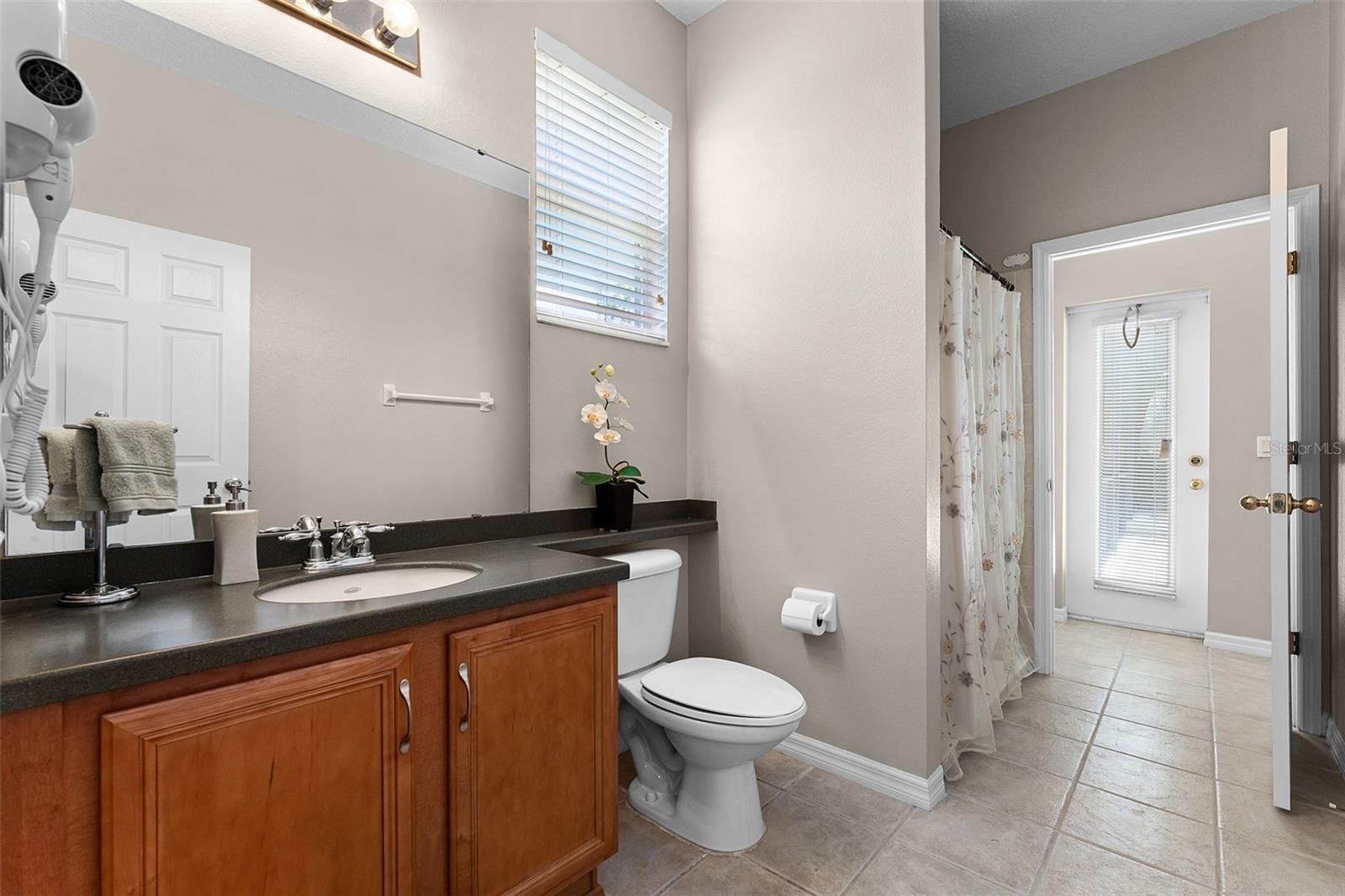 Image 21 of 34 For 9631 Renwick Court