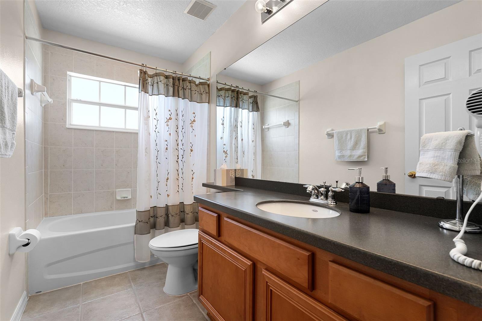 Image 22 of 34 For 9631 Renwick Court