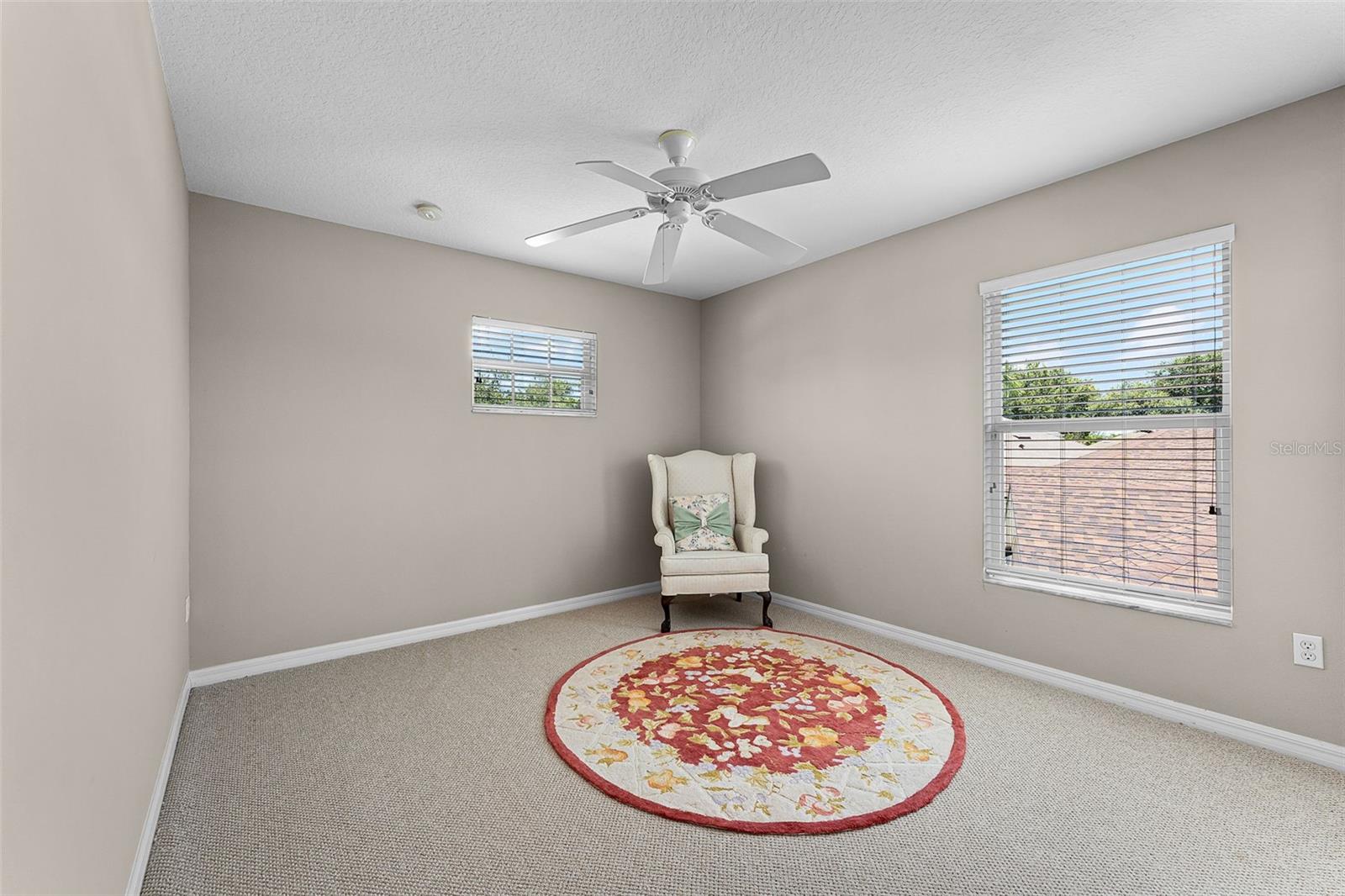Image 23 of 34 For 9631 Renwick Court