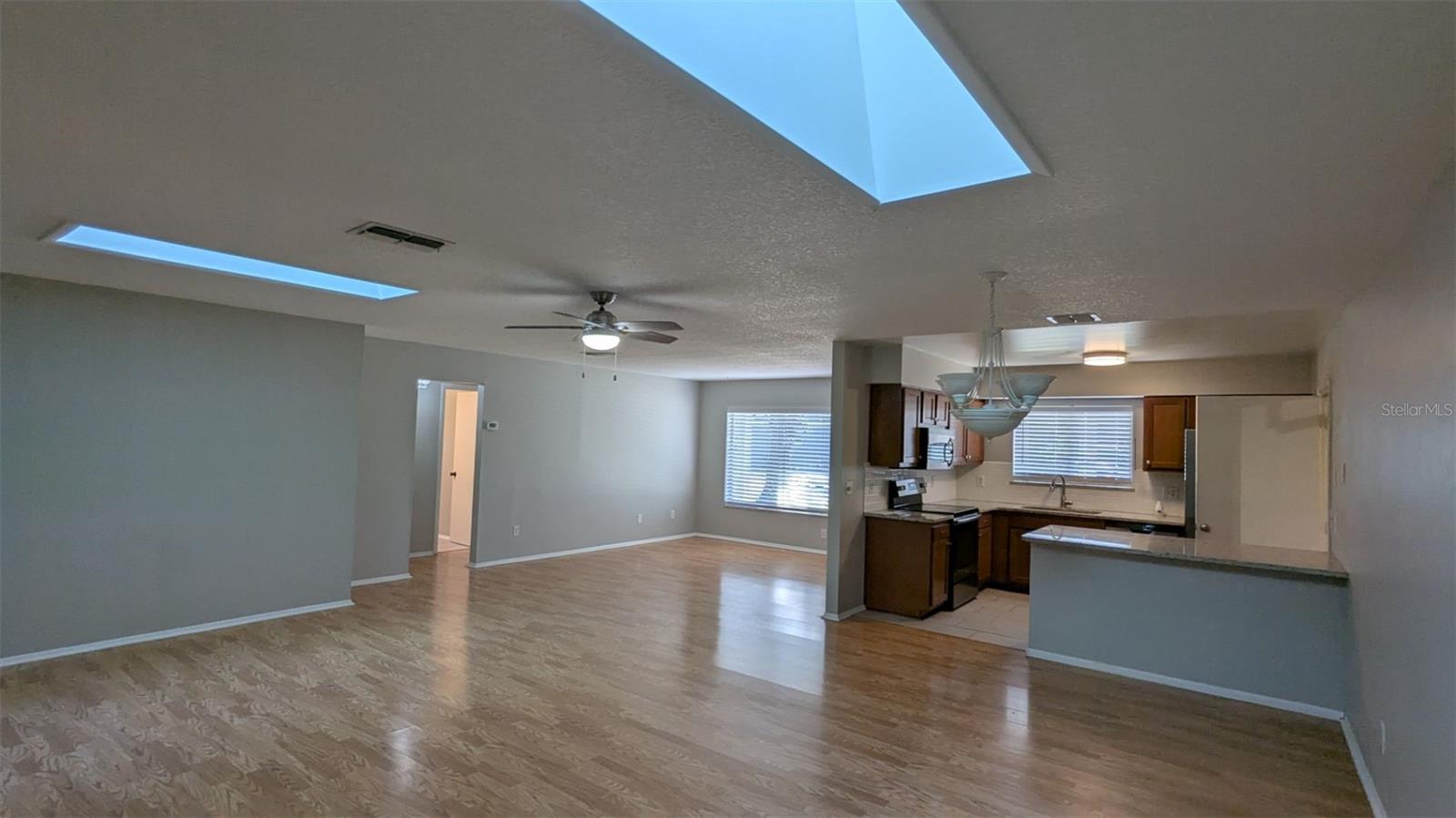 Image 7 of 24 For 10210 Gray Eagle Drive
