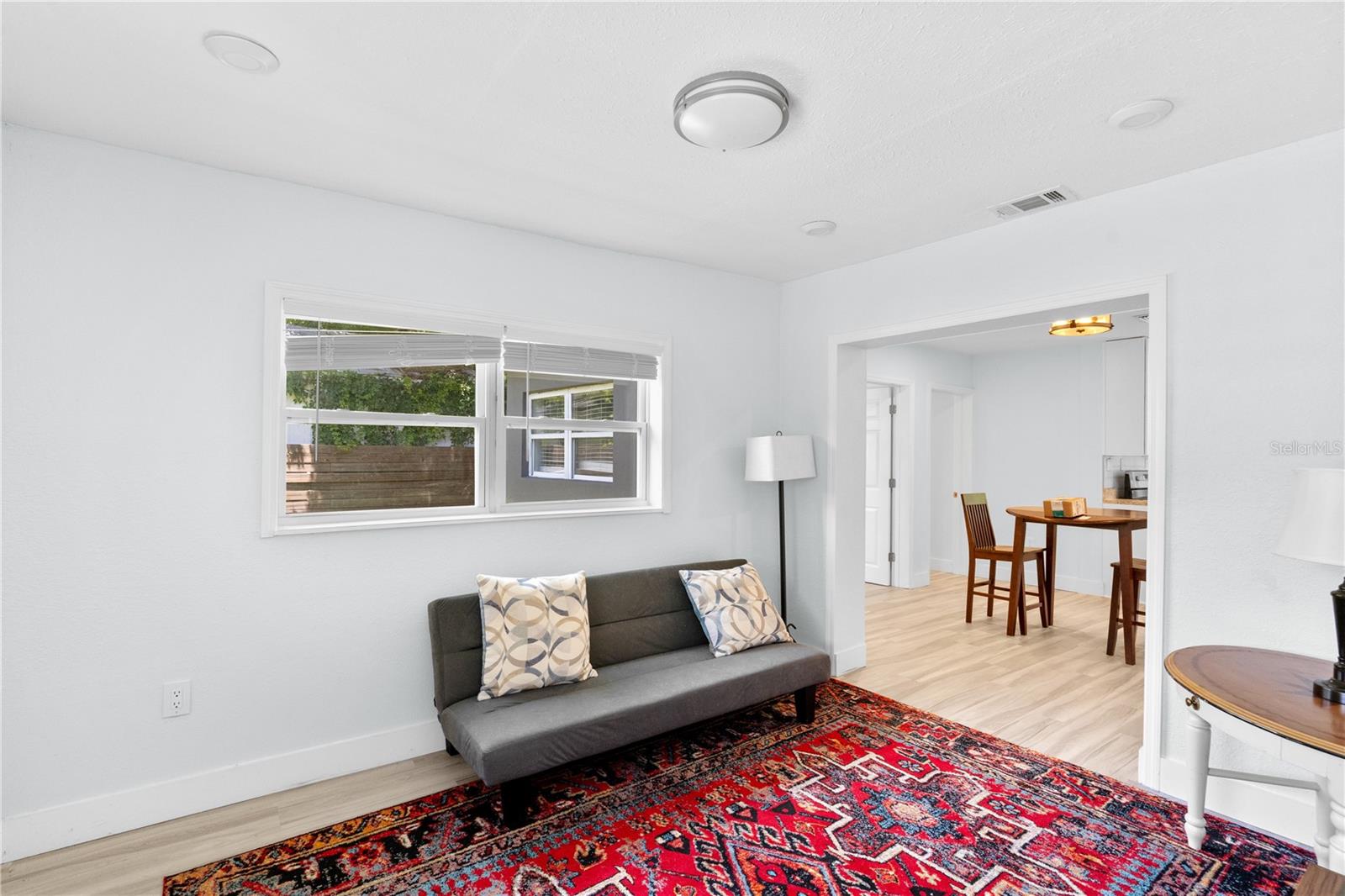 Image 4 of 23 For 1921 Dartmouth Avenue