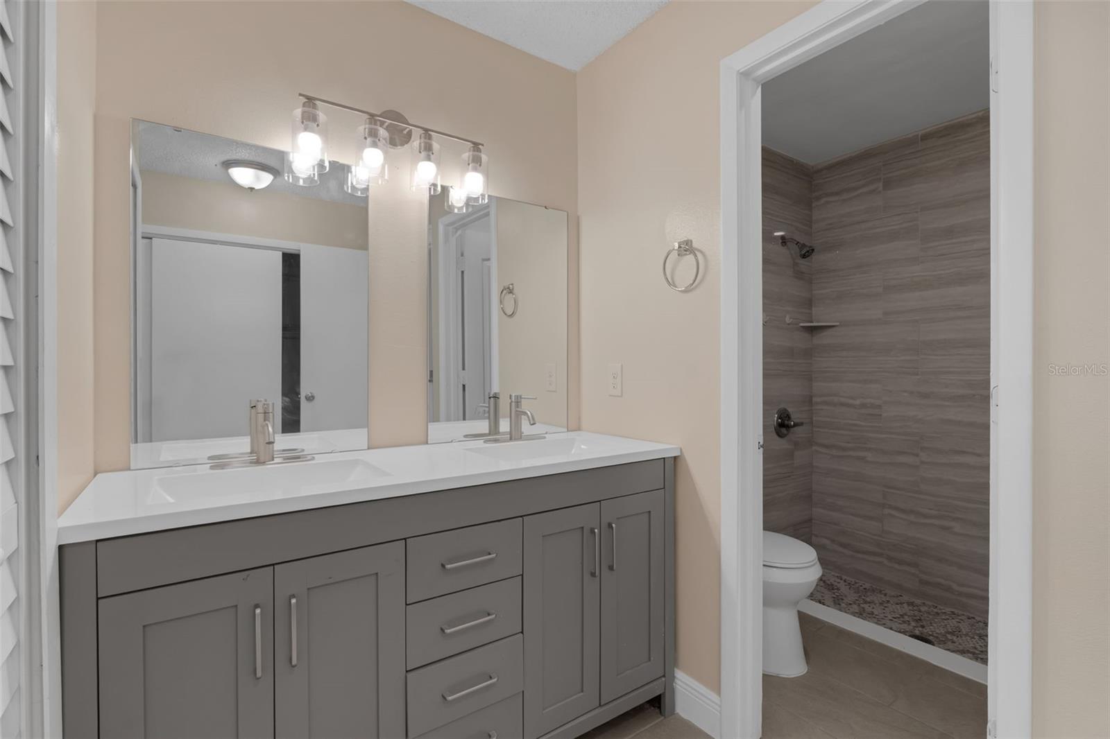 Image 21 of 26 For 5835 Talavera Street