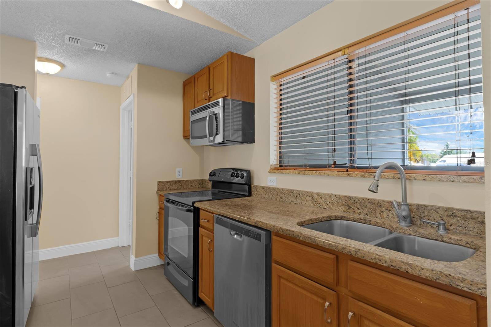 Image 5 of 26 For 5835 Talavera Street