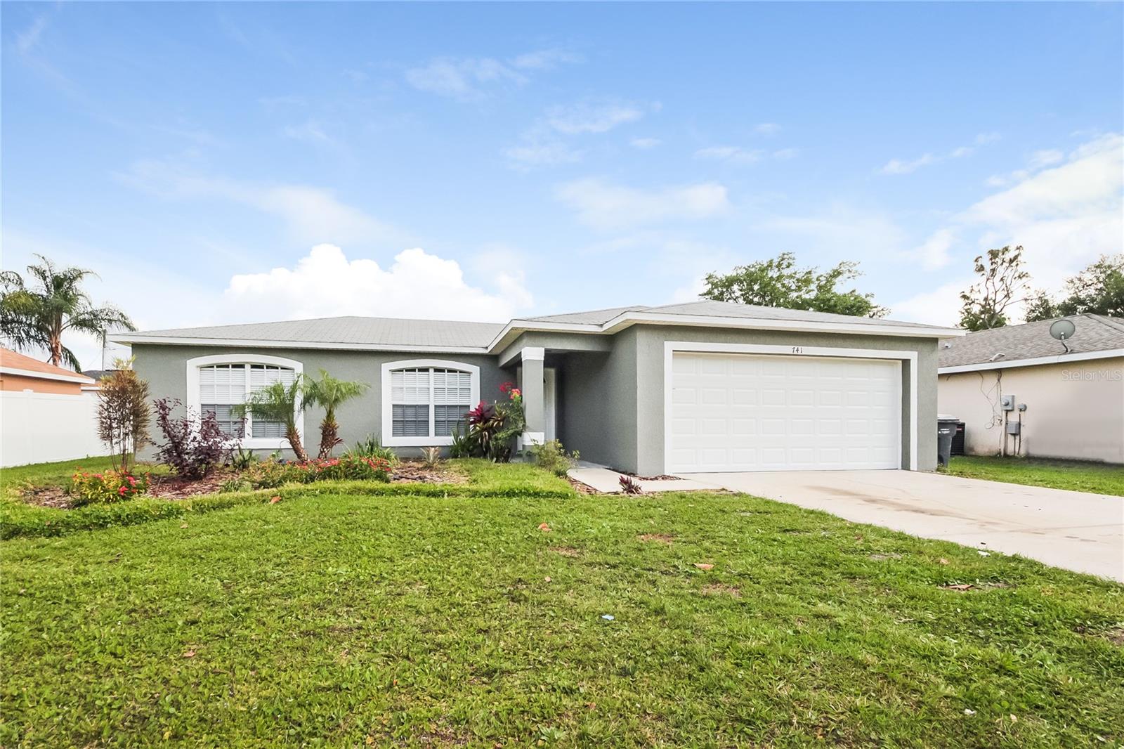 Image 2 of 16 For 741 Cockatoo Court