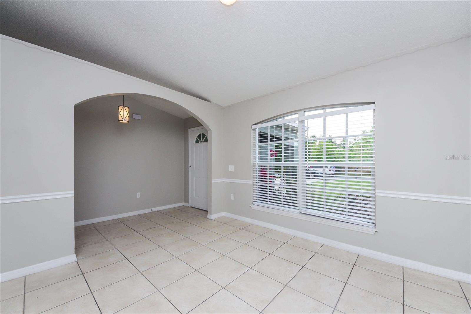 Image 4 of 16 For 741 Cockatoo Court