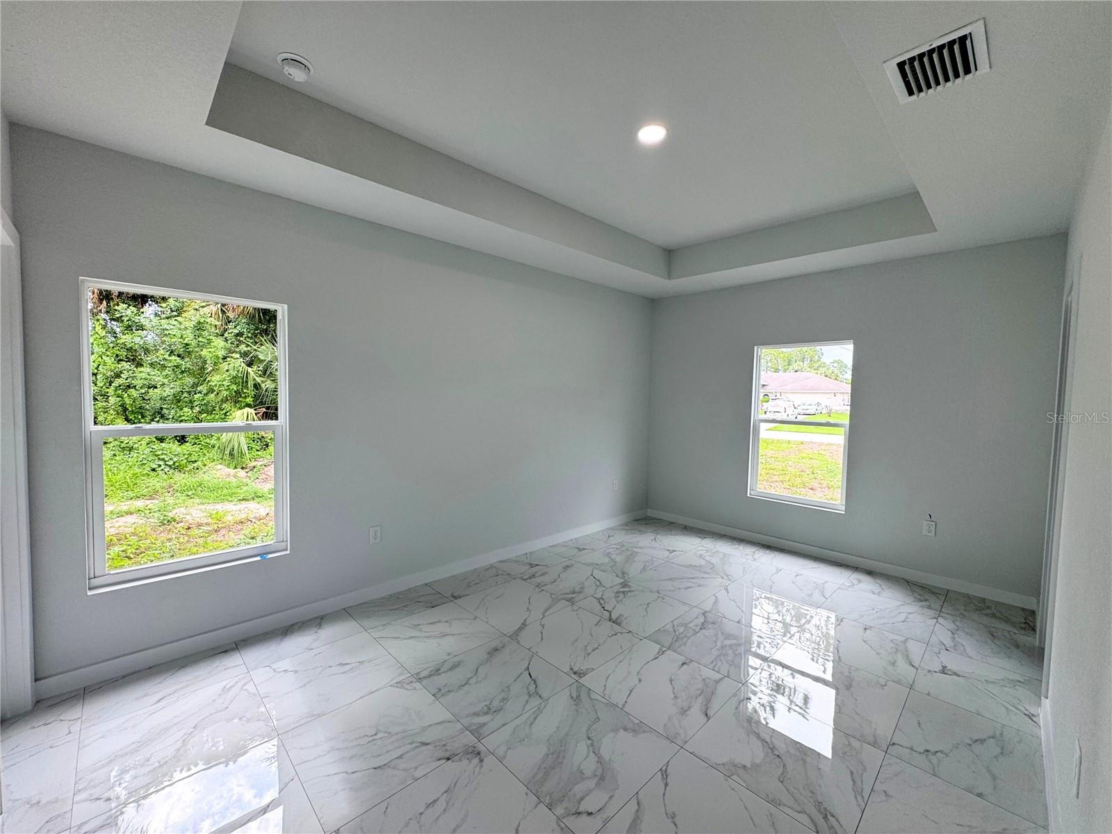 Image 12 of 31 For 842 Sentinela Boulevard