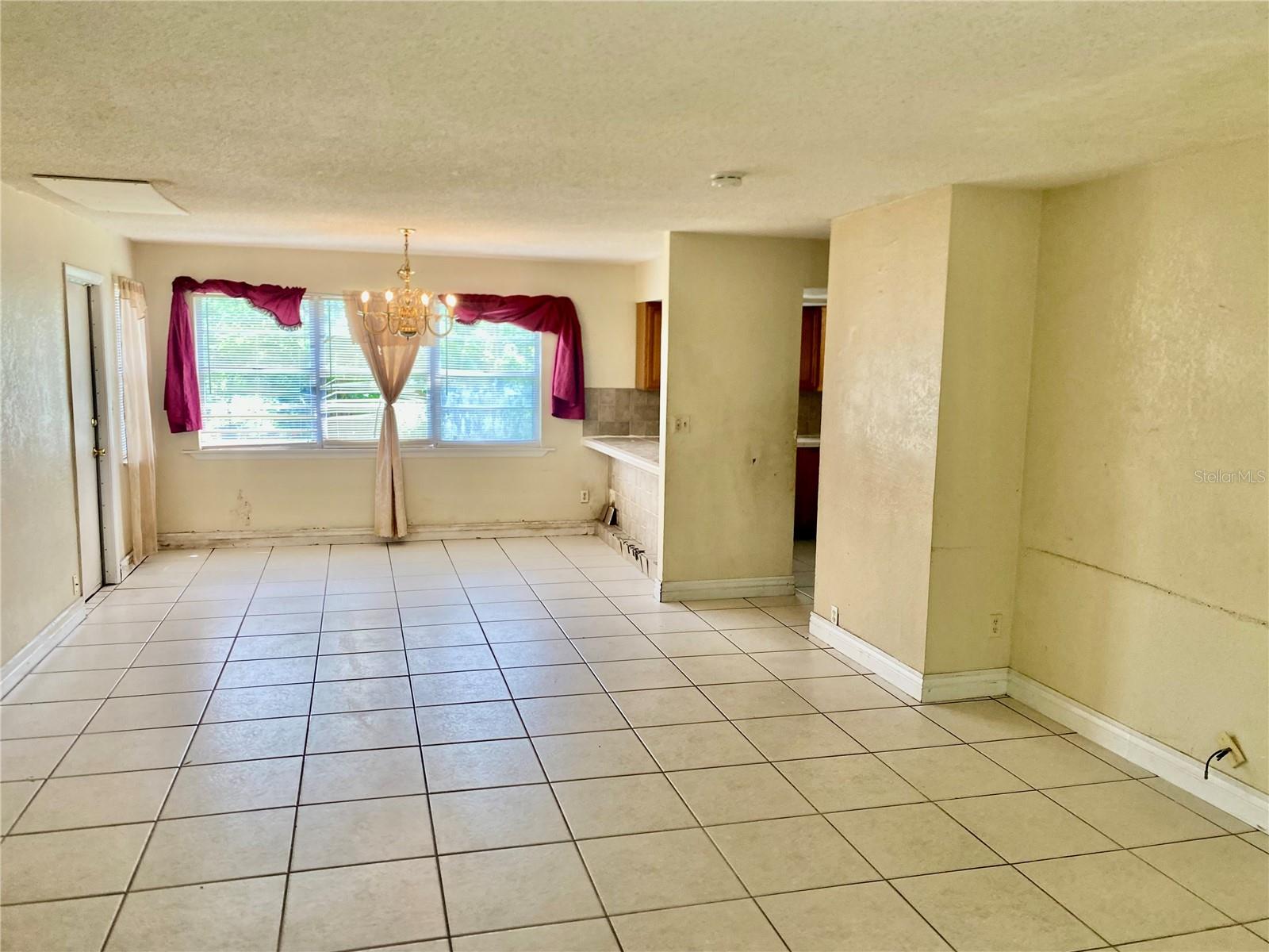 Image 18 of 36 For 4394 Prince Hall Boulevard