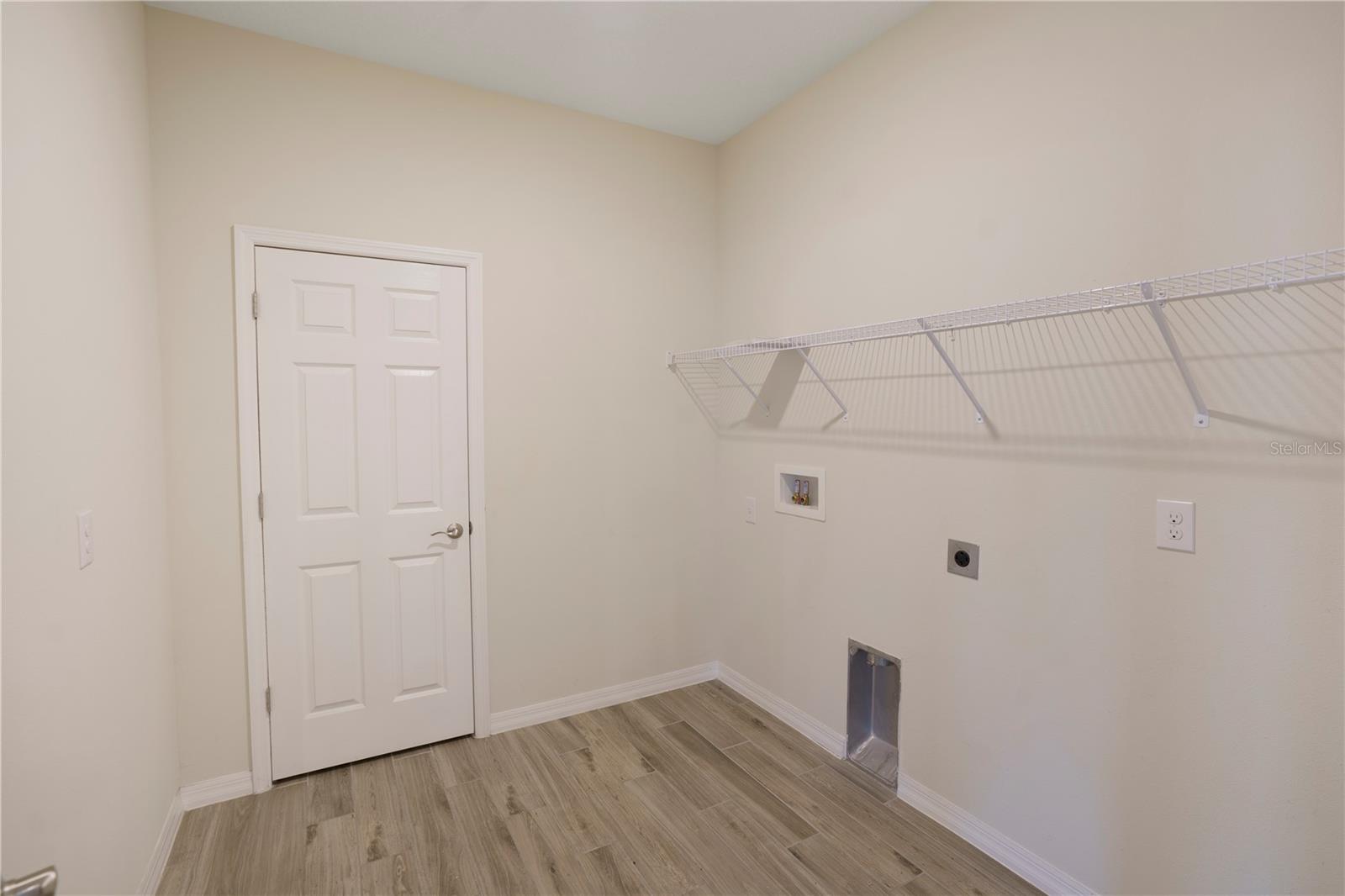 Image 41 of 55 For 11818 Tetrafin Drive