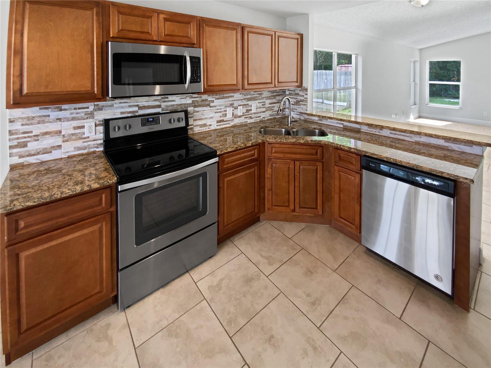 Image 16 of 25 For 8994 Fort Jefferson Boulevard