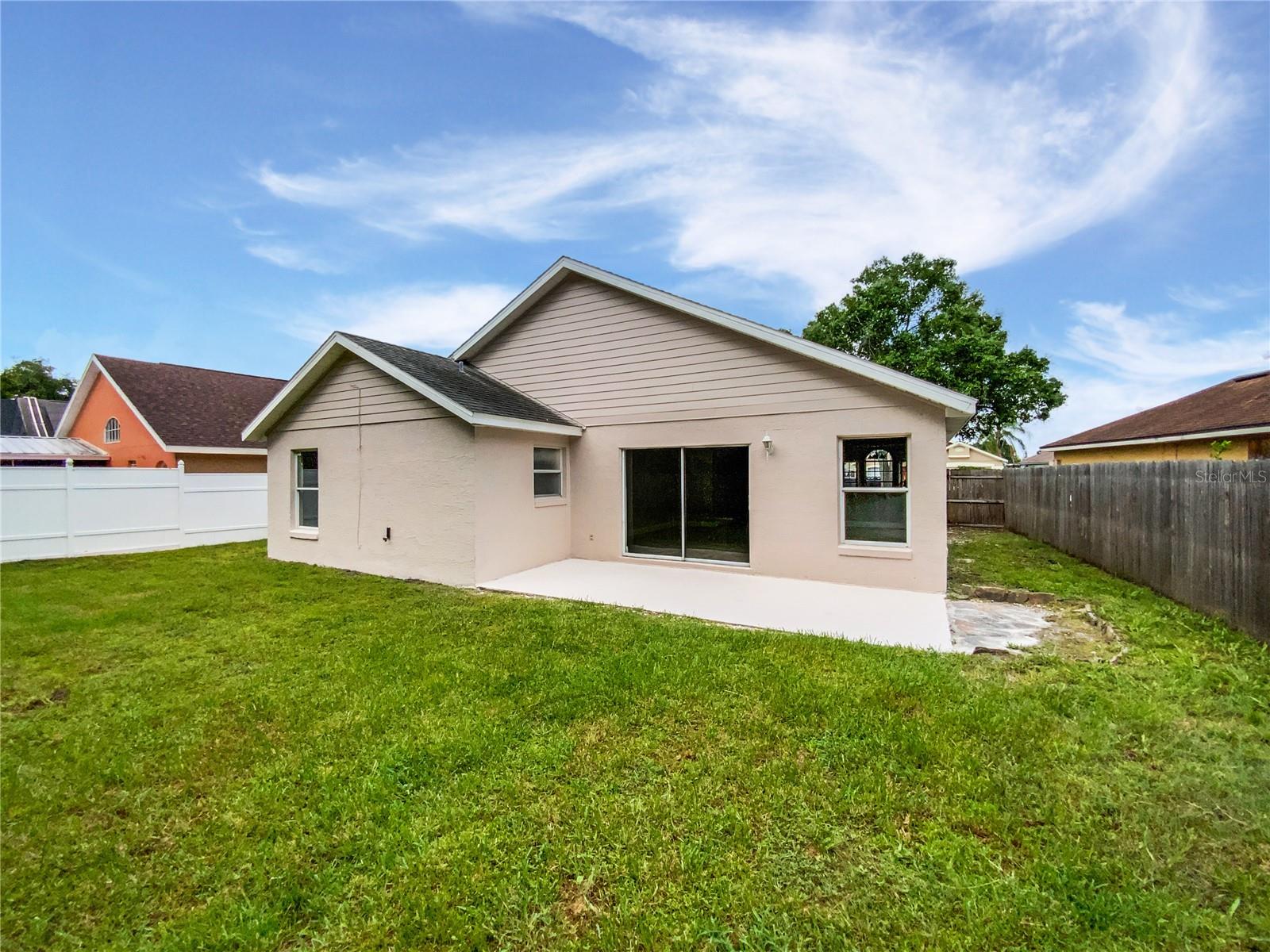 Image 8 of 25 For 8994 Fort Jefferson Boulevard