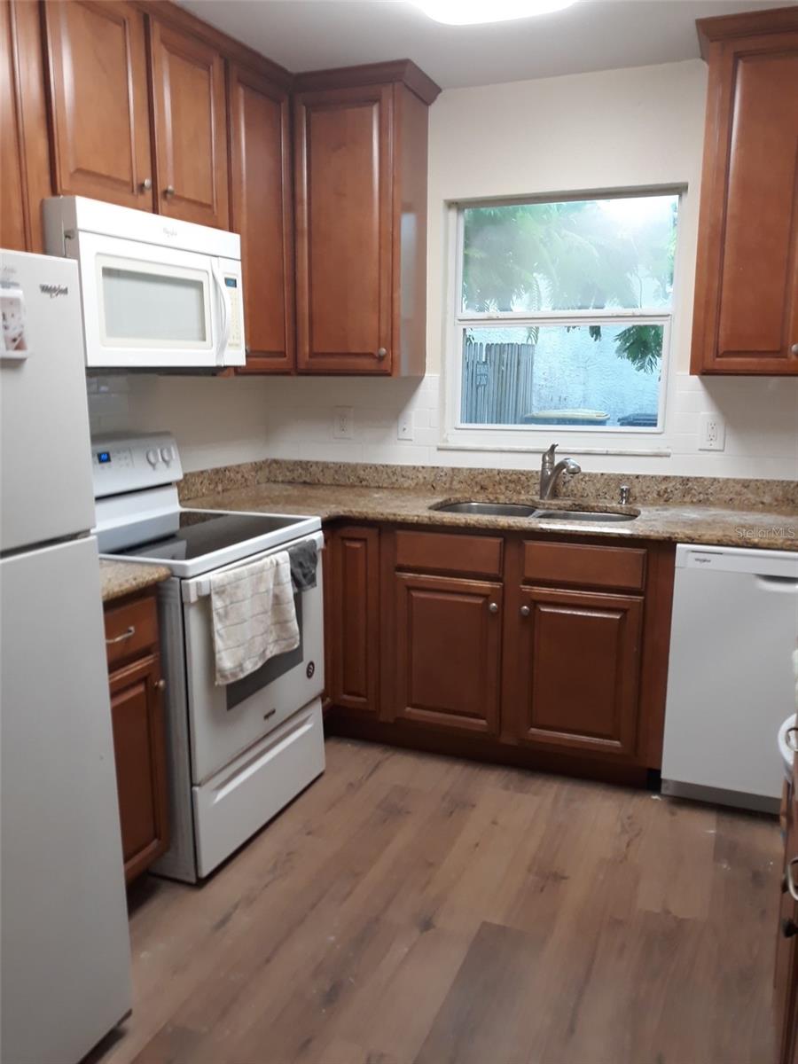 Image 4 of 30 For 3235 Mulberry Drive