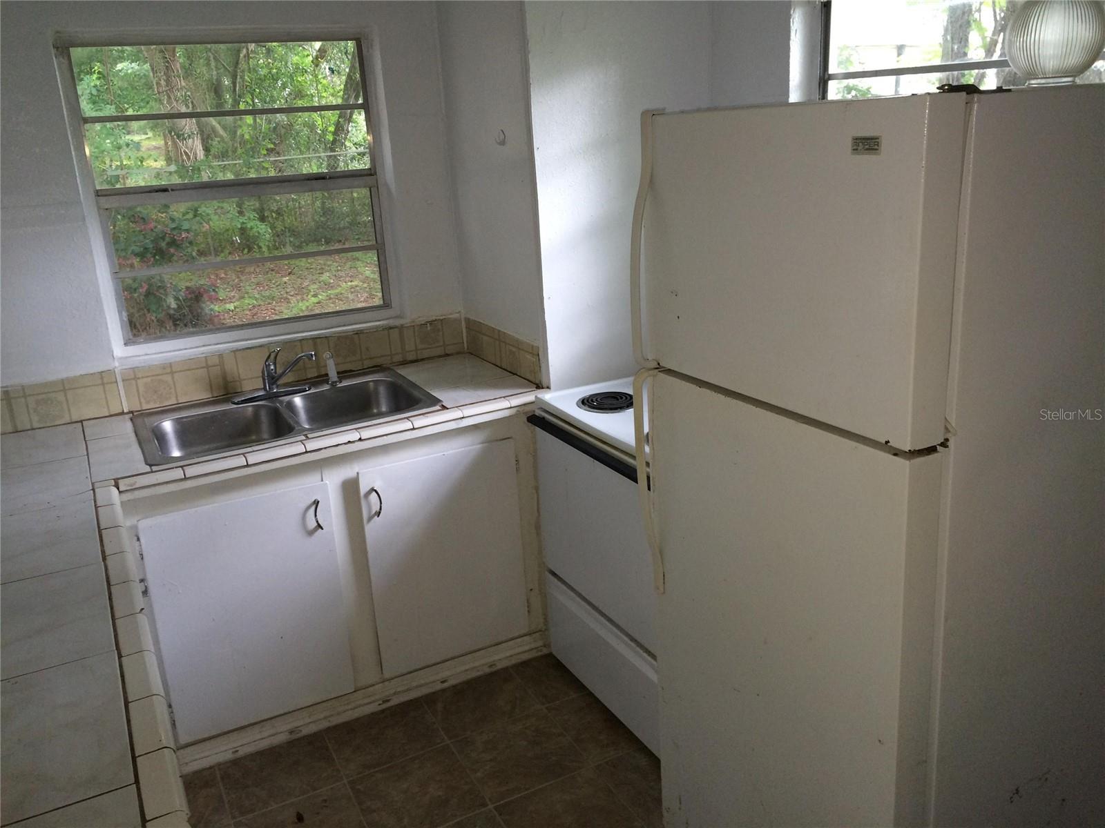 Image 4 of 10 For 702 14th  