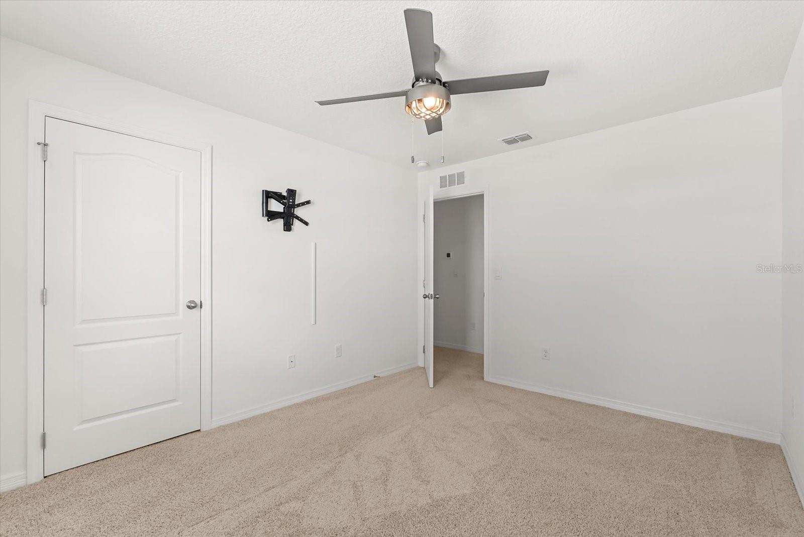 Image 30 of 38 For 5226 Mahogany Drive