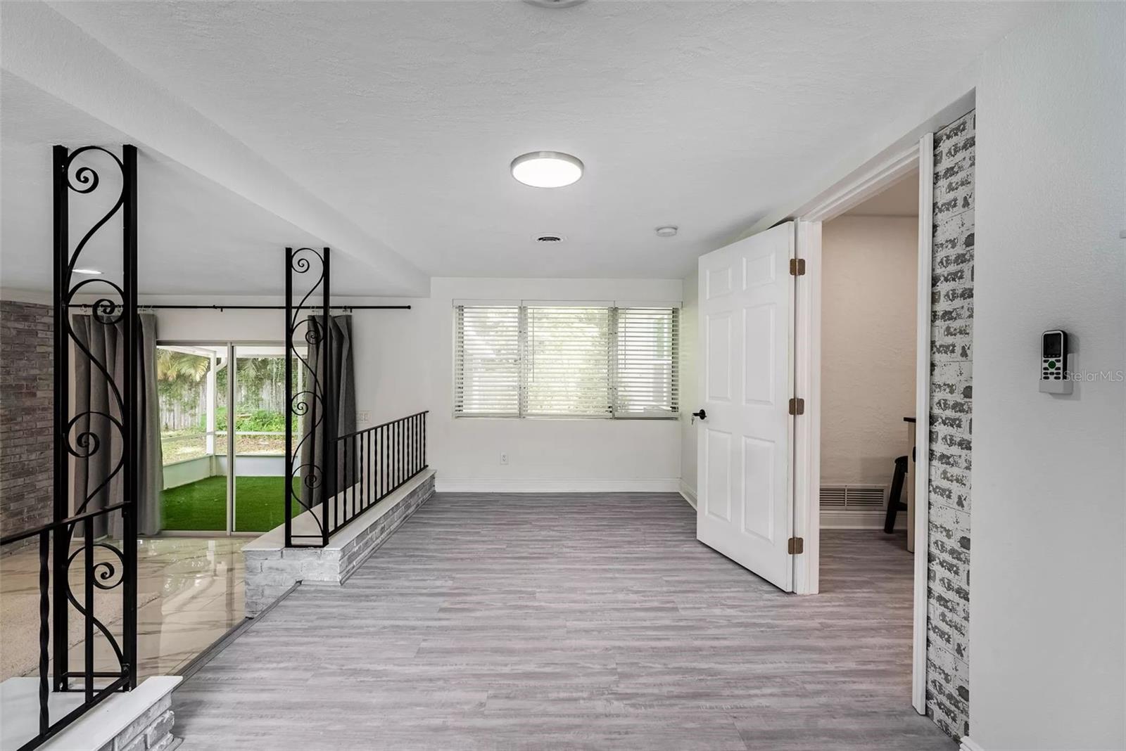 Image 17 of 44 For 2909 Hargill Drive