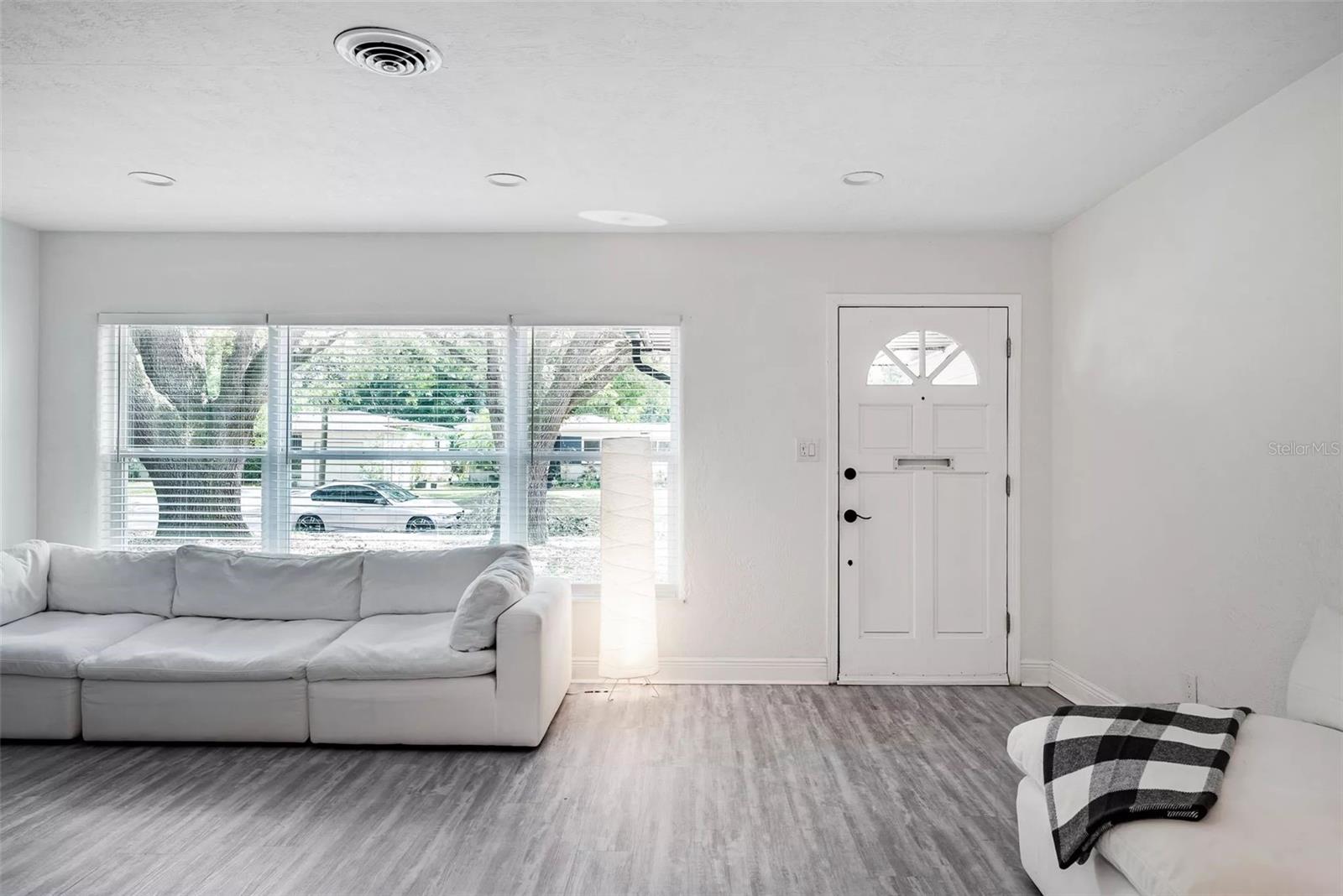 Image 31 of 44 For 2909 Hargill Drive