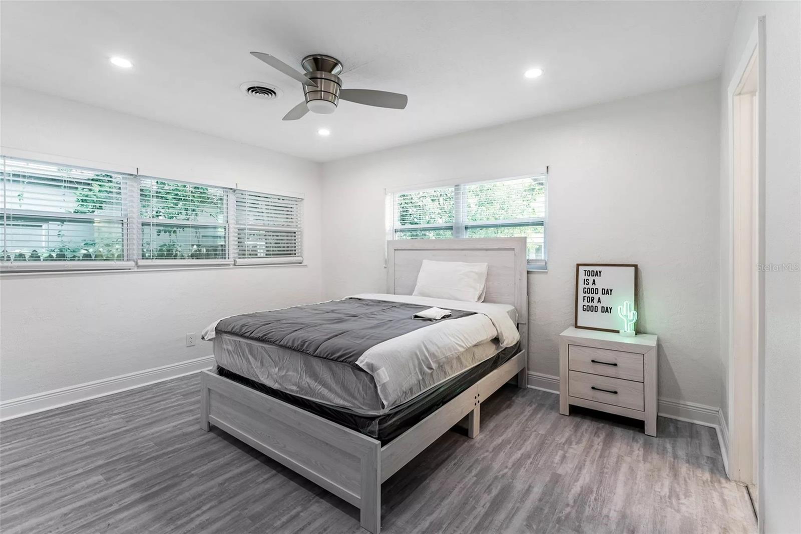 Image 37 of 44 For 2909 Hargill Drive