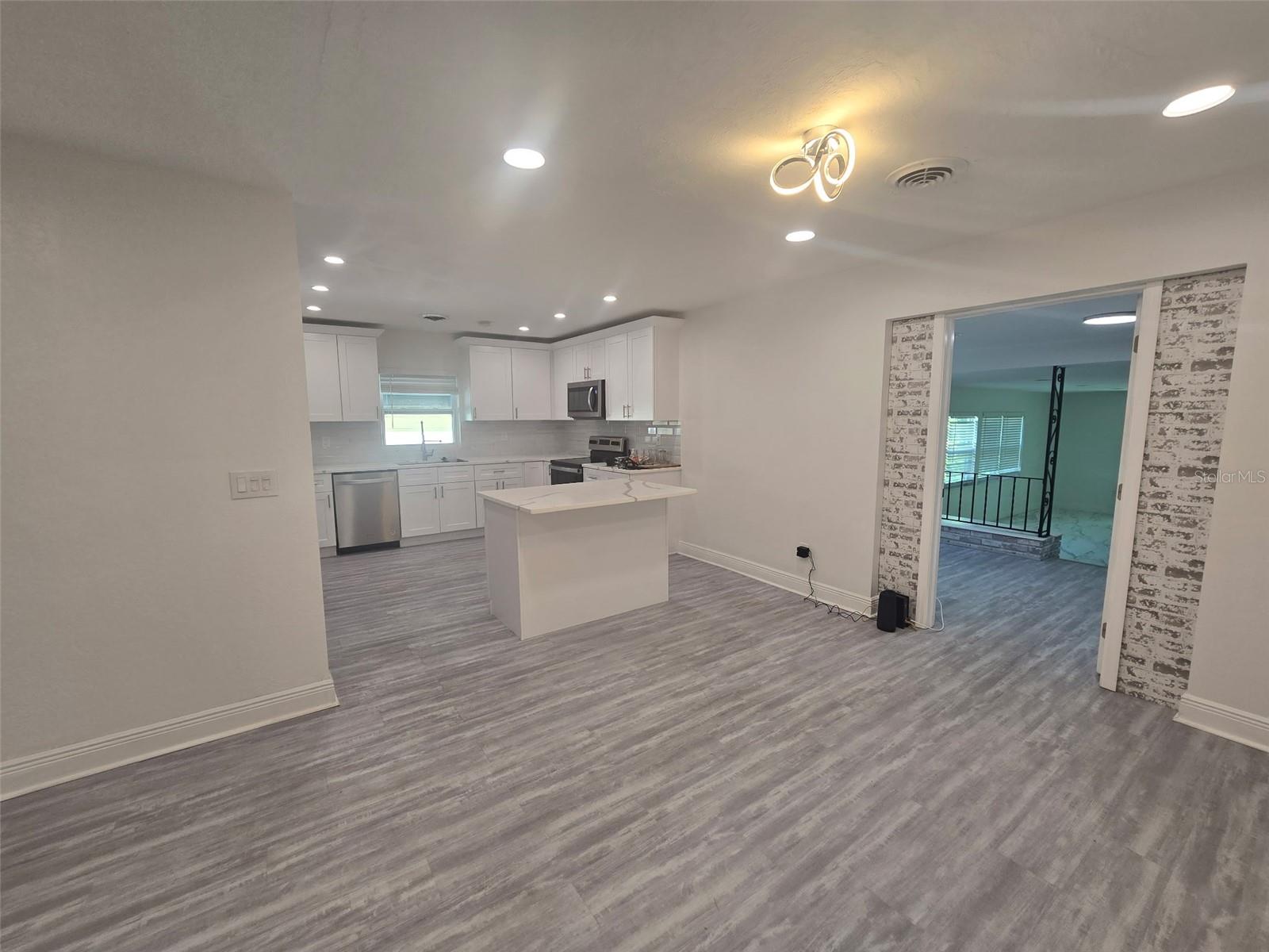 Image 62 of 78 For 2909 Hargill Drive
