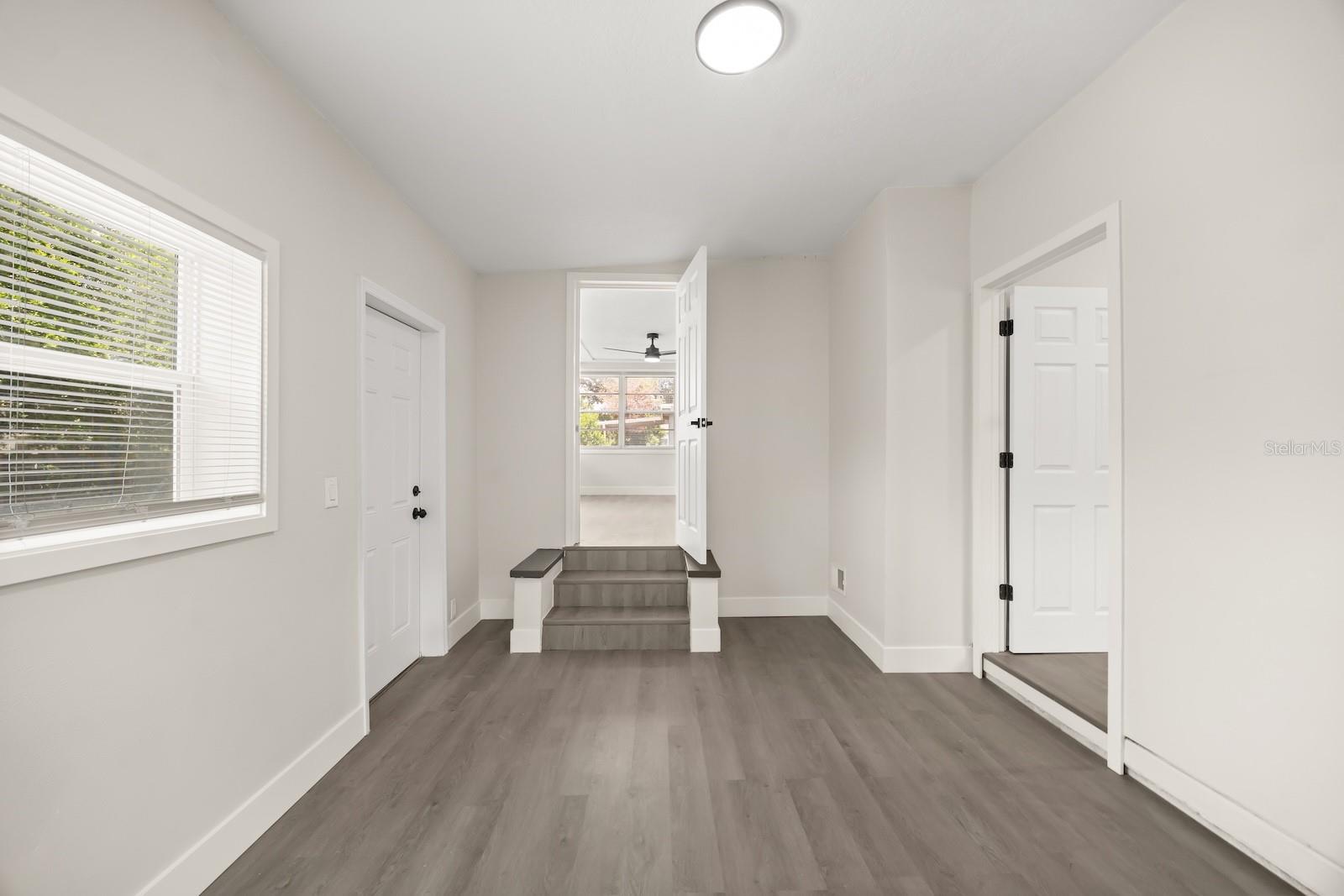 Image 11 of 26 For 4714 Abaca Street