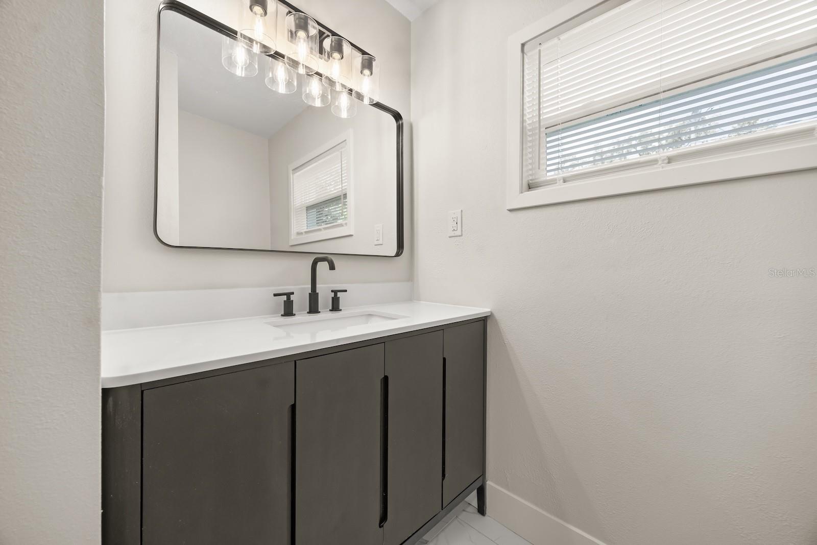 Image 19 of 26 For 4714 Abaca Street